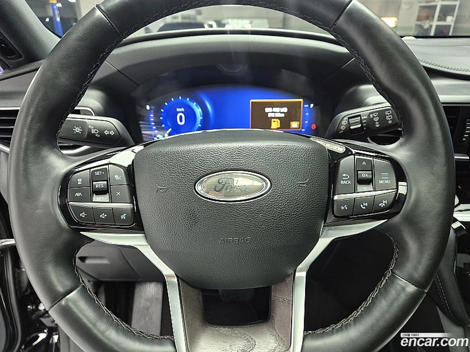 Ford Explorer 6th Gen 2022 — 16