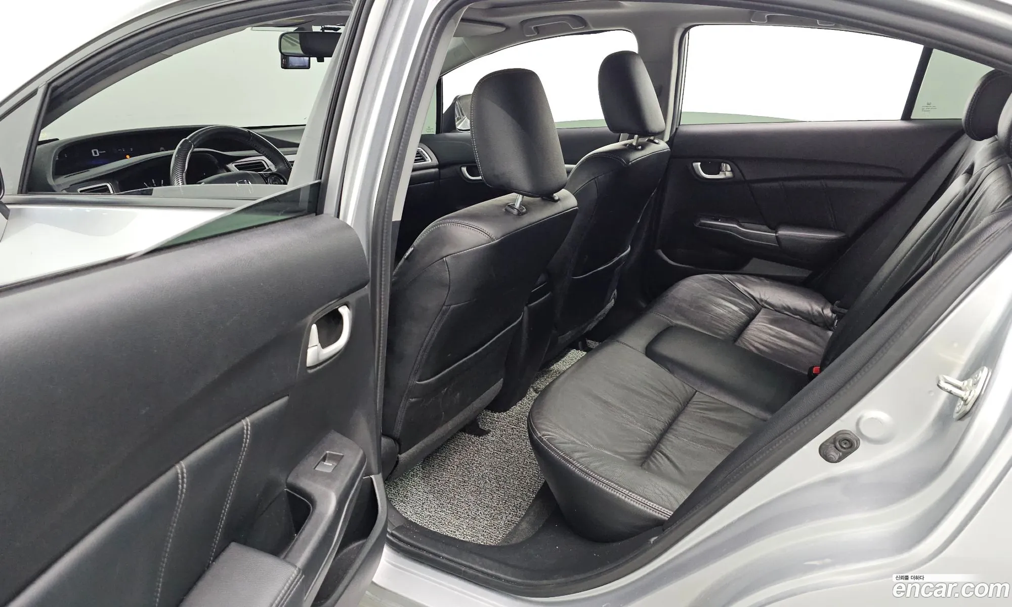 Honda Civic 2015 19XFB2670FE300092 — 2