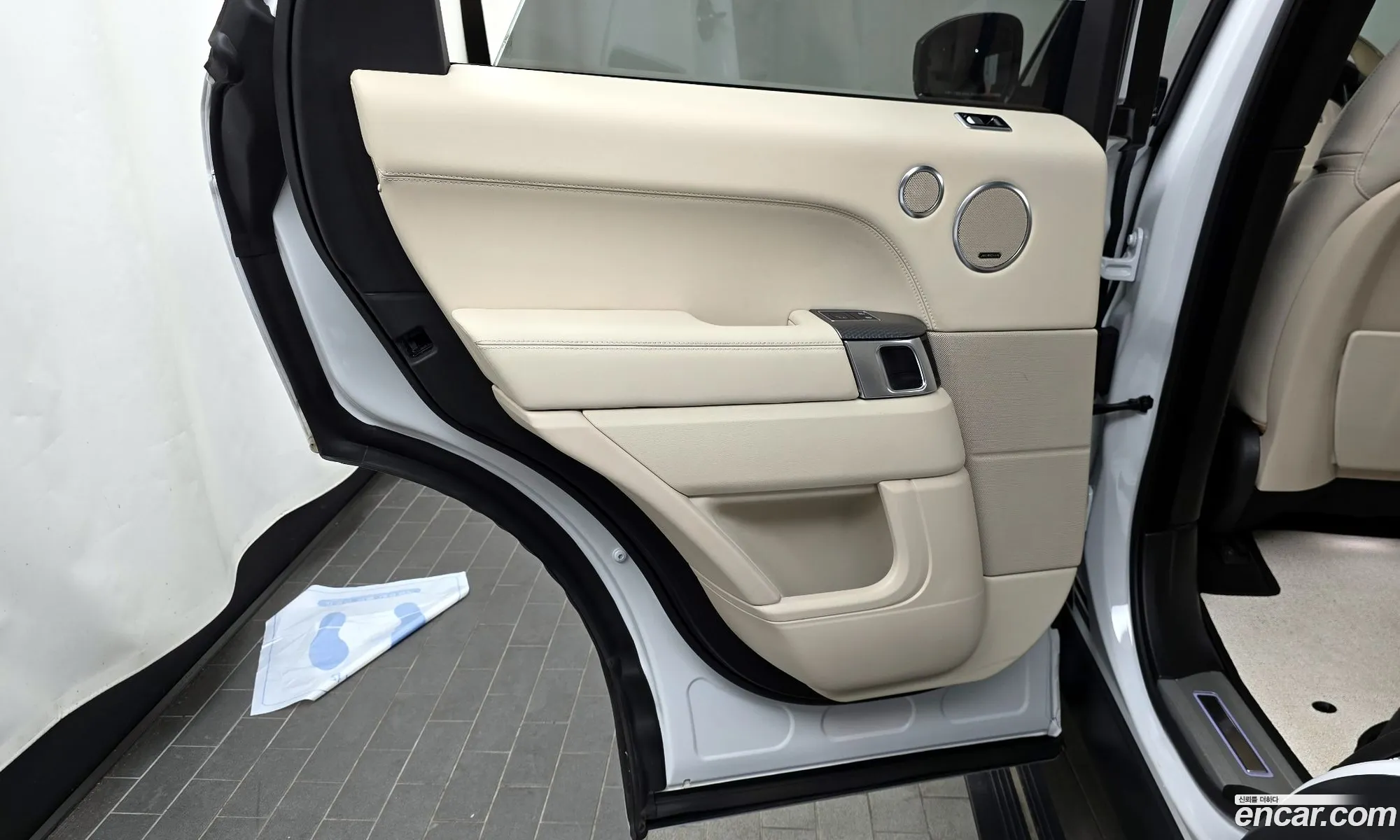 Land Rover Range Rover Sport 2022 — 17
