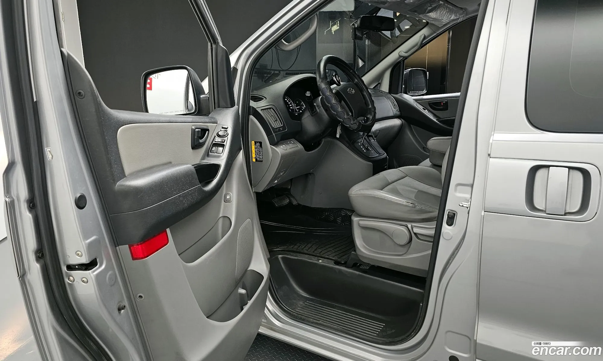 Hyundai Grand Starex 2020 — 11