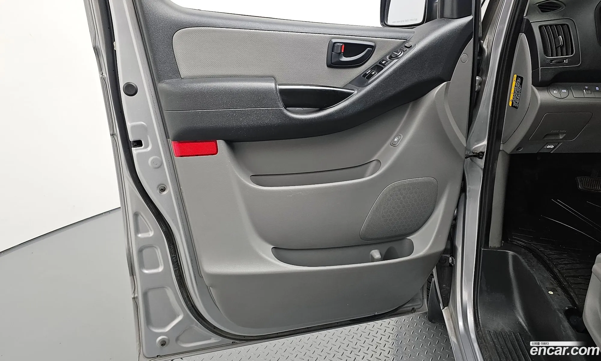 Hyundai Grand Starex 2020 — 4