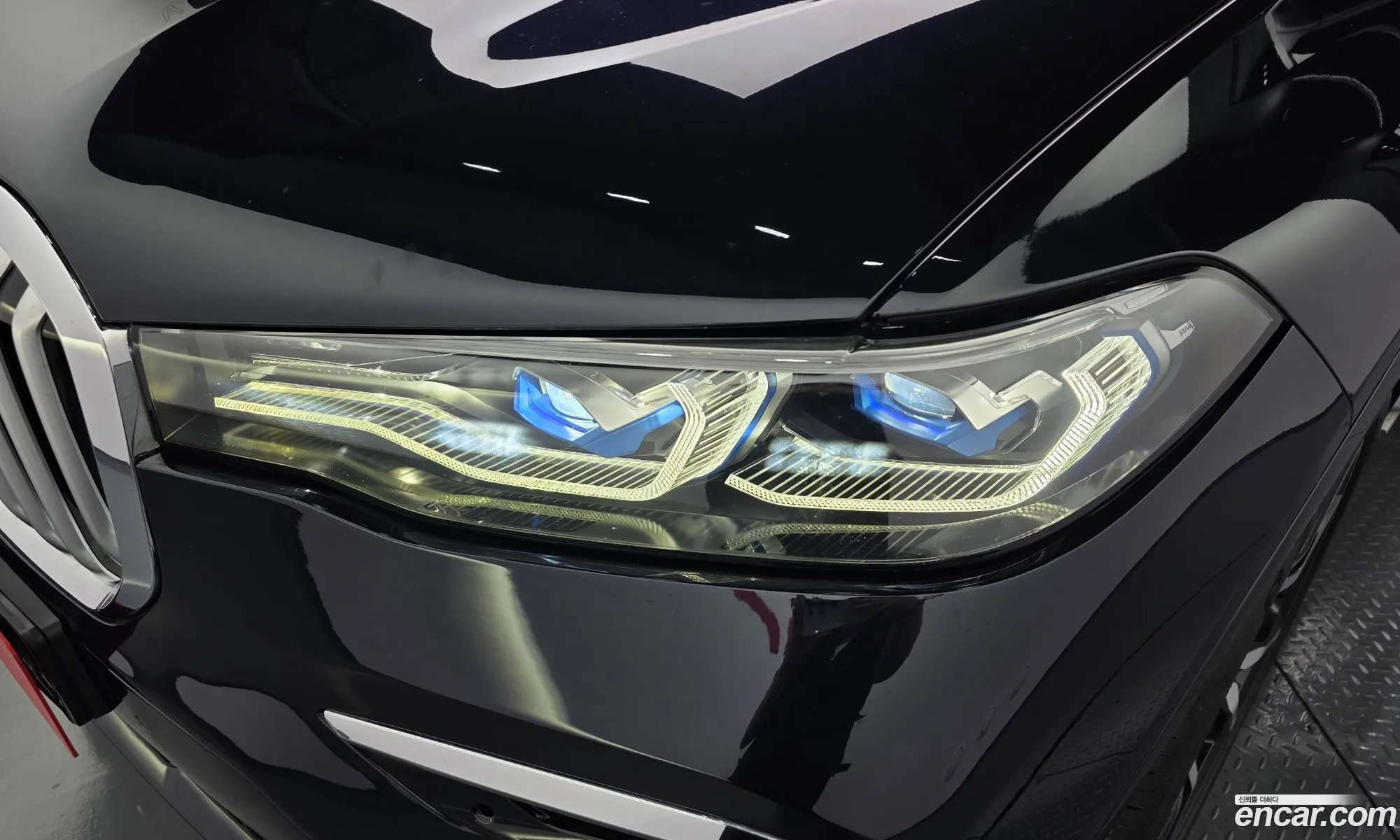 BMW X7 2020 WBACW8101L9D70513 — 5