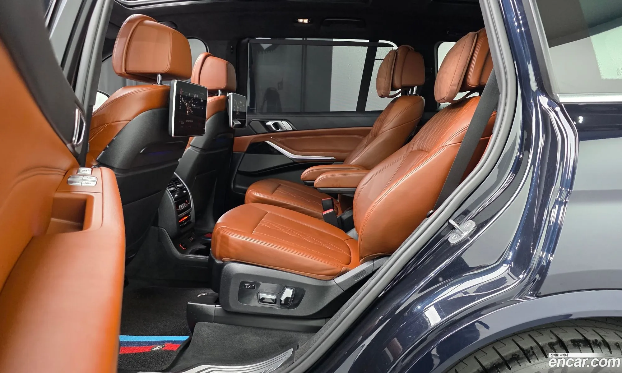 BMW X7 2020 WBACW8101L9D70513 — 30