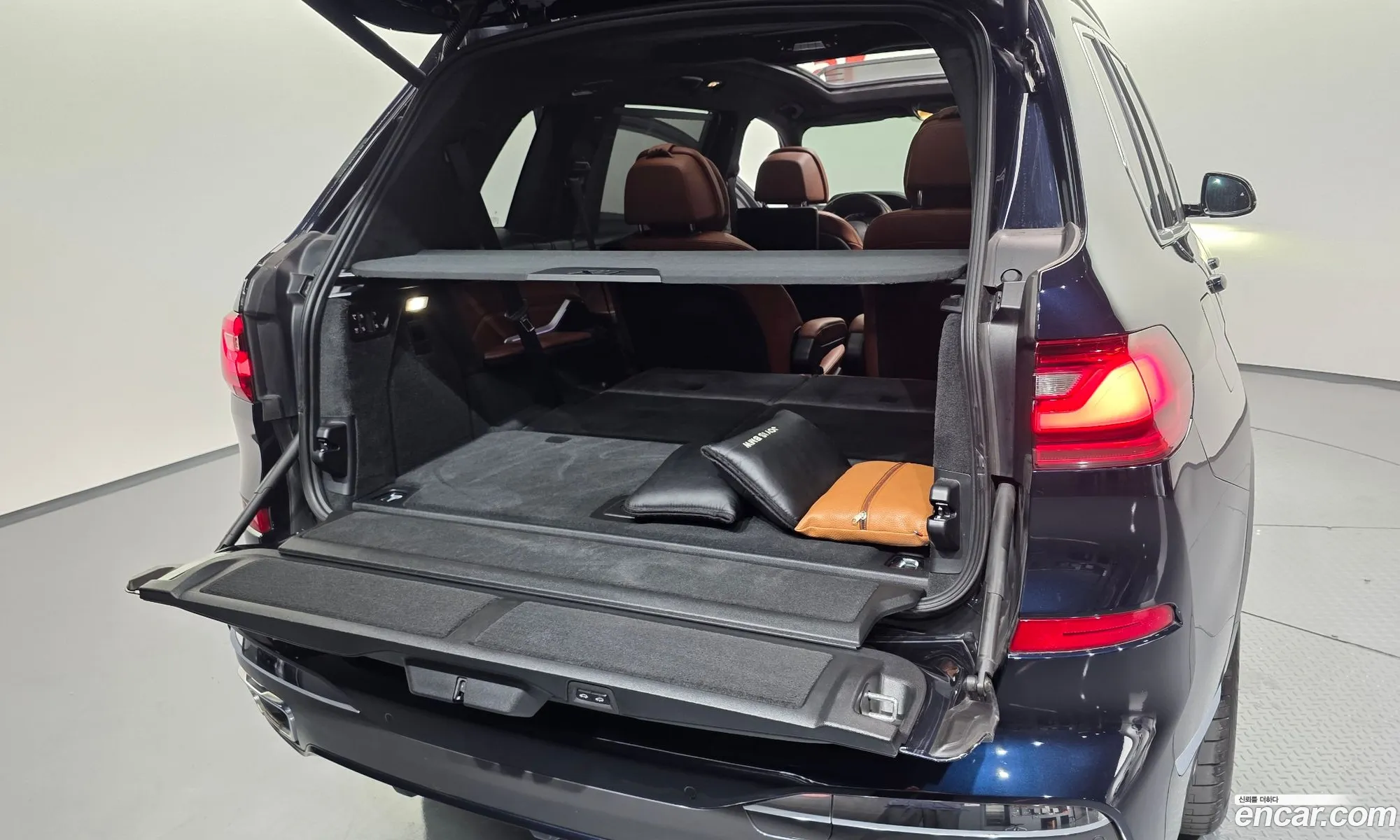 BMW X7 2020 WBACW8101L9D70513 — 15