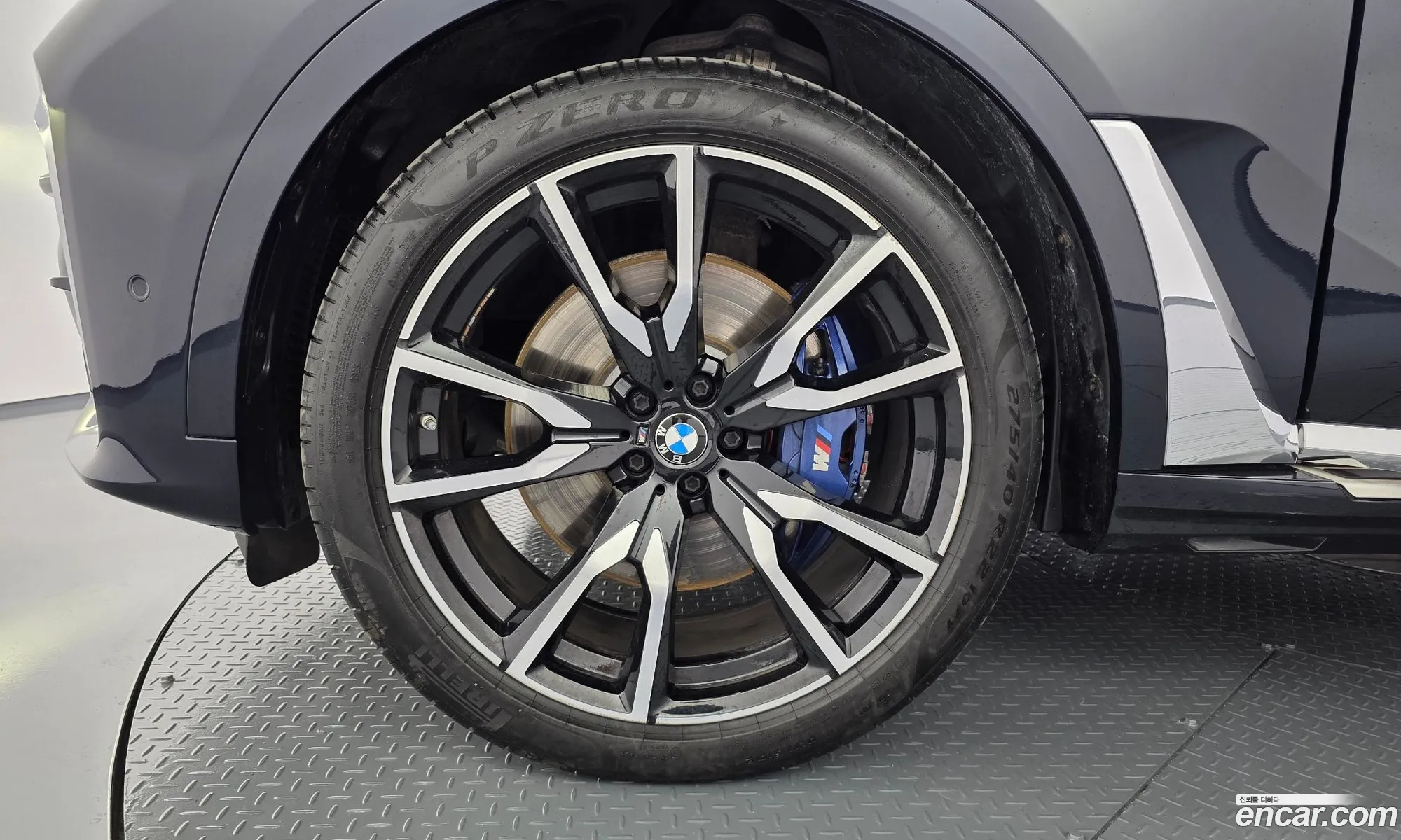 BMW X7 2020 WBACW8101L9D70513 — 23