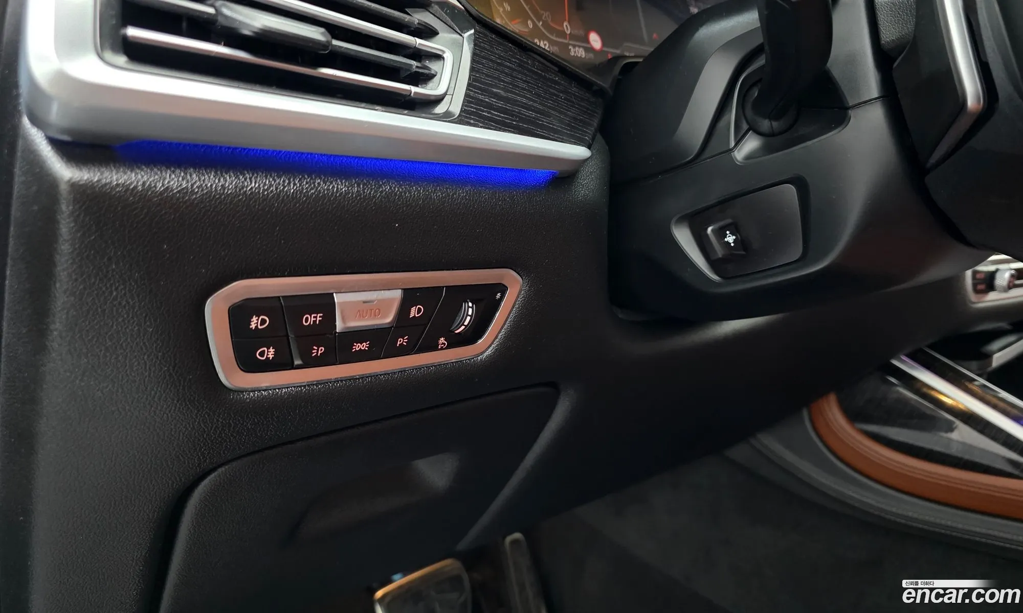 BMW X7 2020 WBACW8101L9D70513 — 13