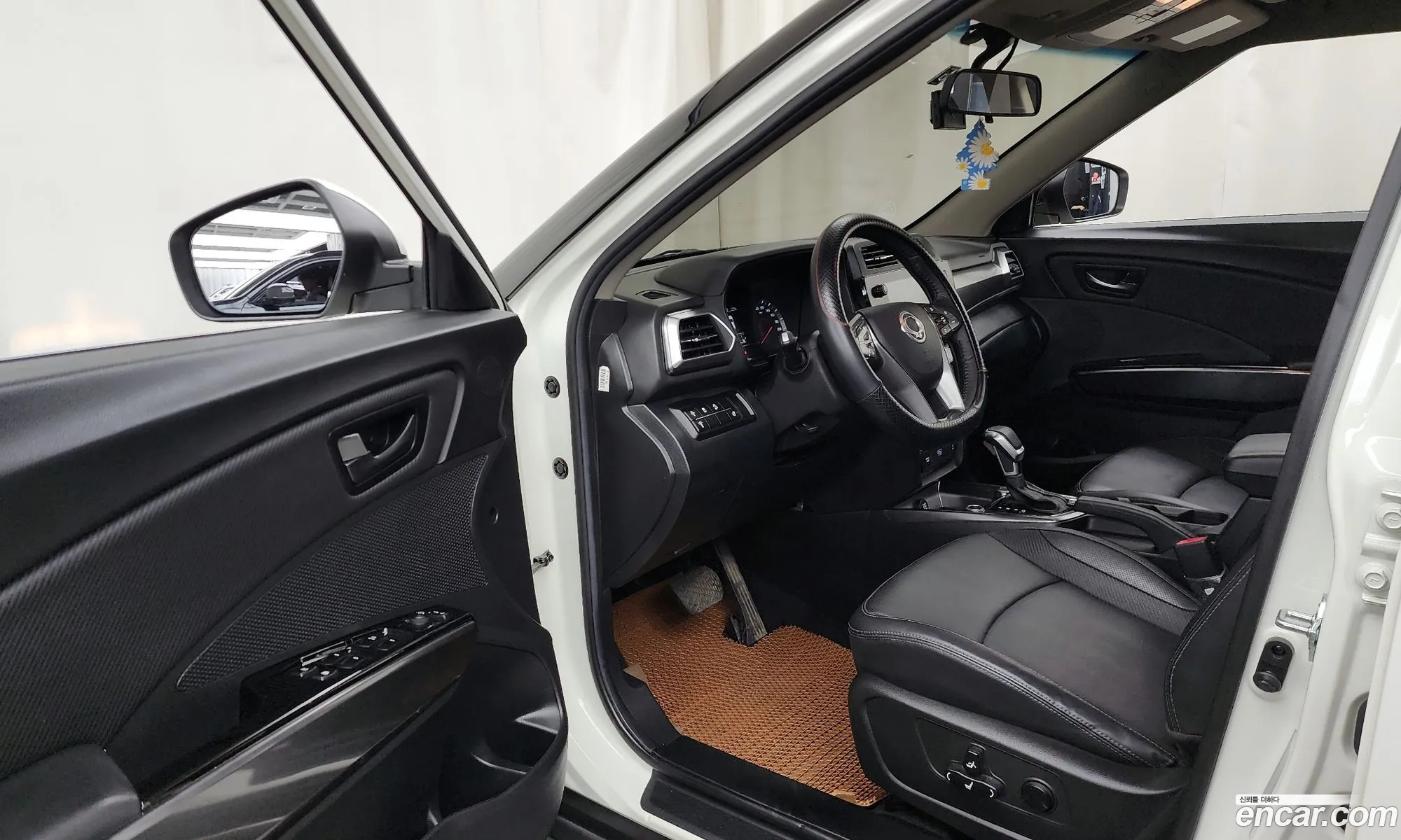KG Mobility (SsangYong) Tivoli 2024 — 14