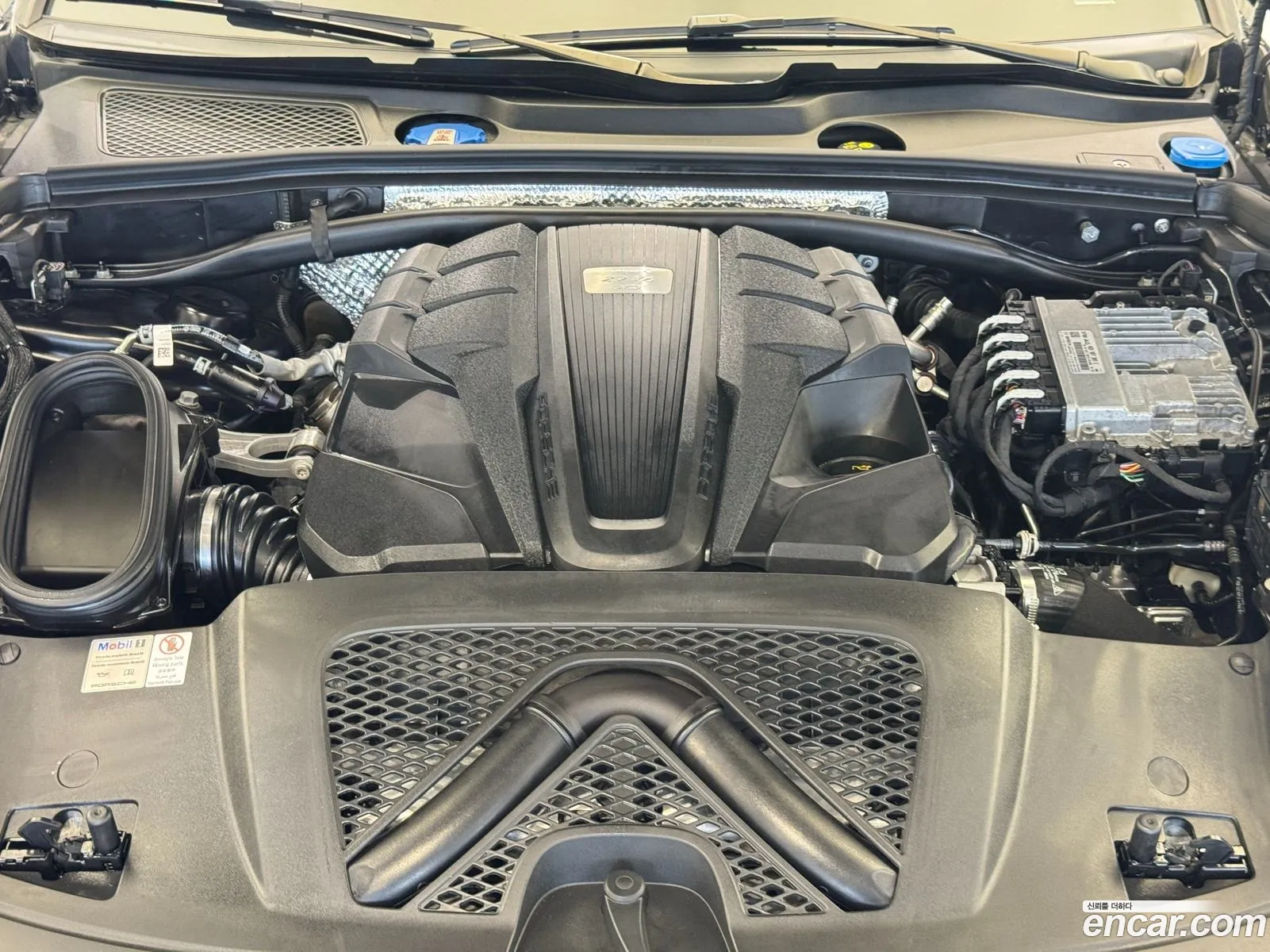 Porsche Macan 2022 — 10