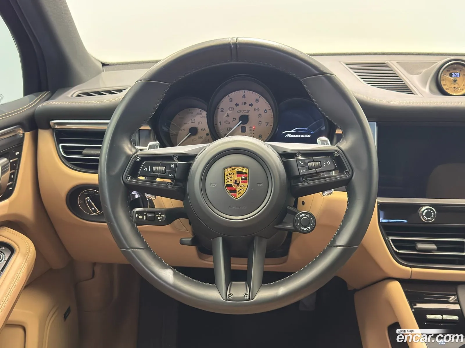 Porsche Macan 2022 — 19