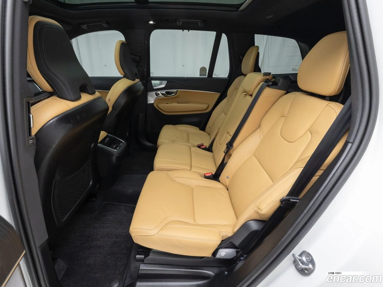 Volvo XC90 2025 — 4