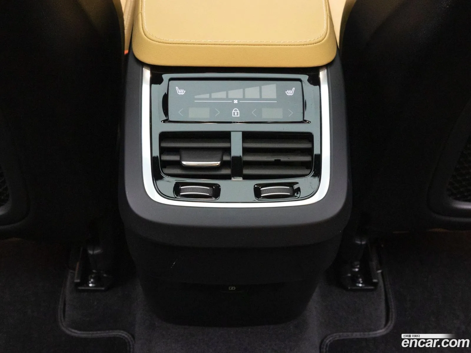 Volvo XC90 2025 — 15