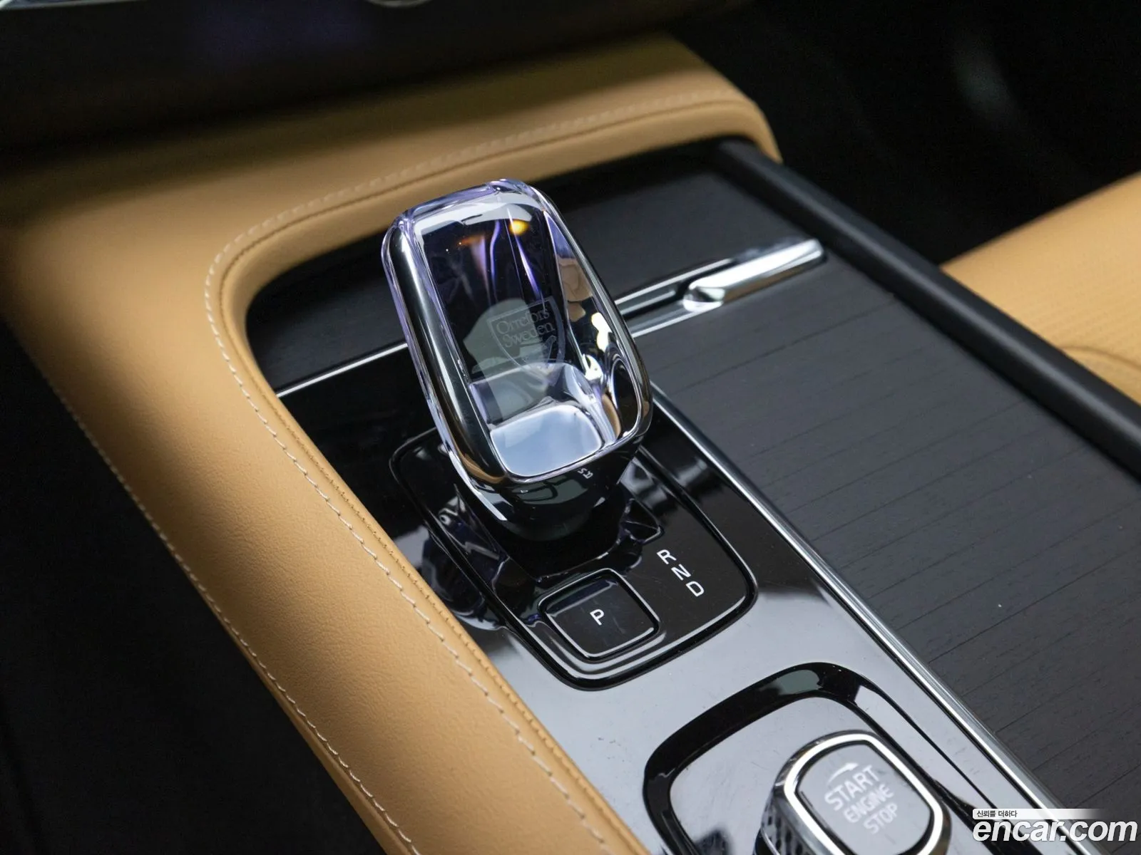 Volvo XC90 2025 — 2