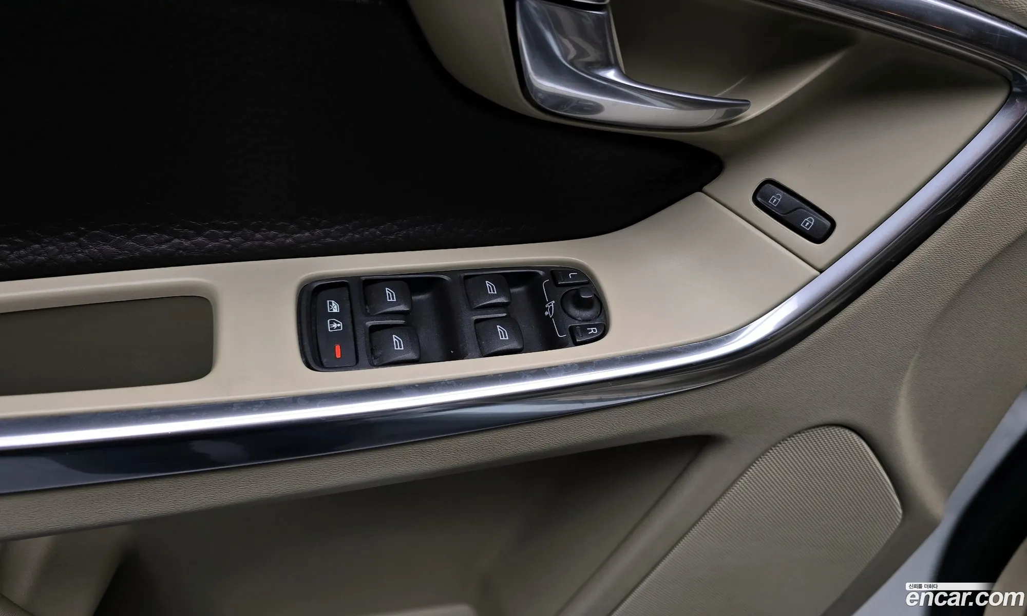 Volvo XC60 2013 YV1DZ88K0D2439902 — 17