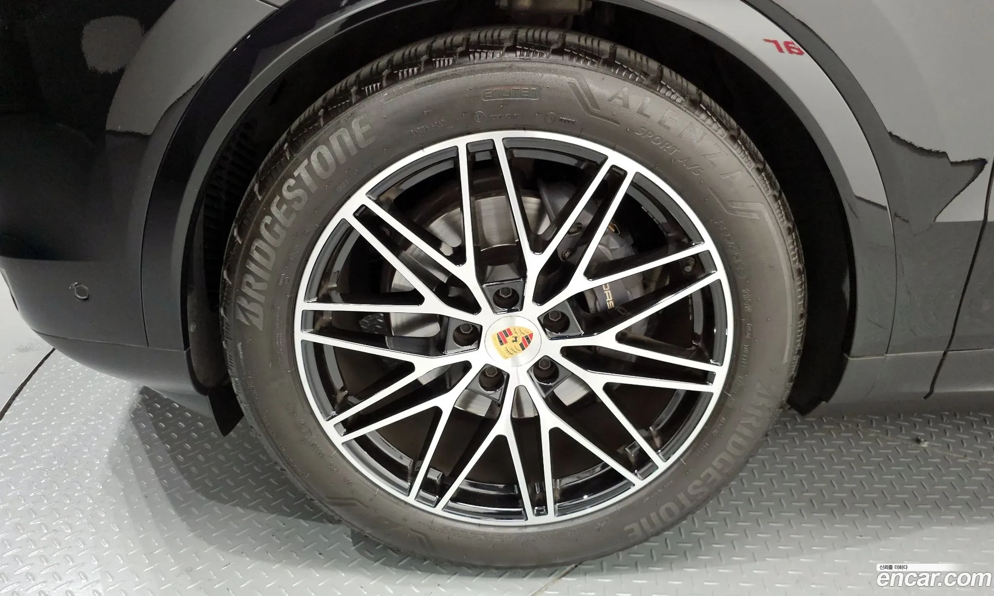 Porsche Cayenne 2024 — 23