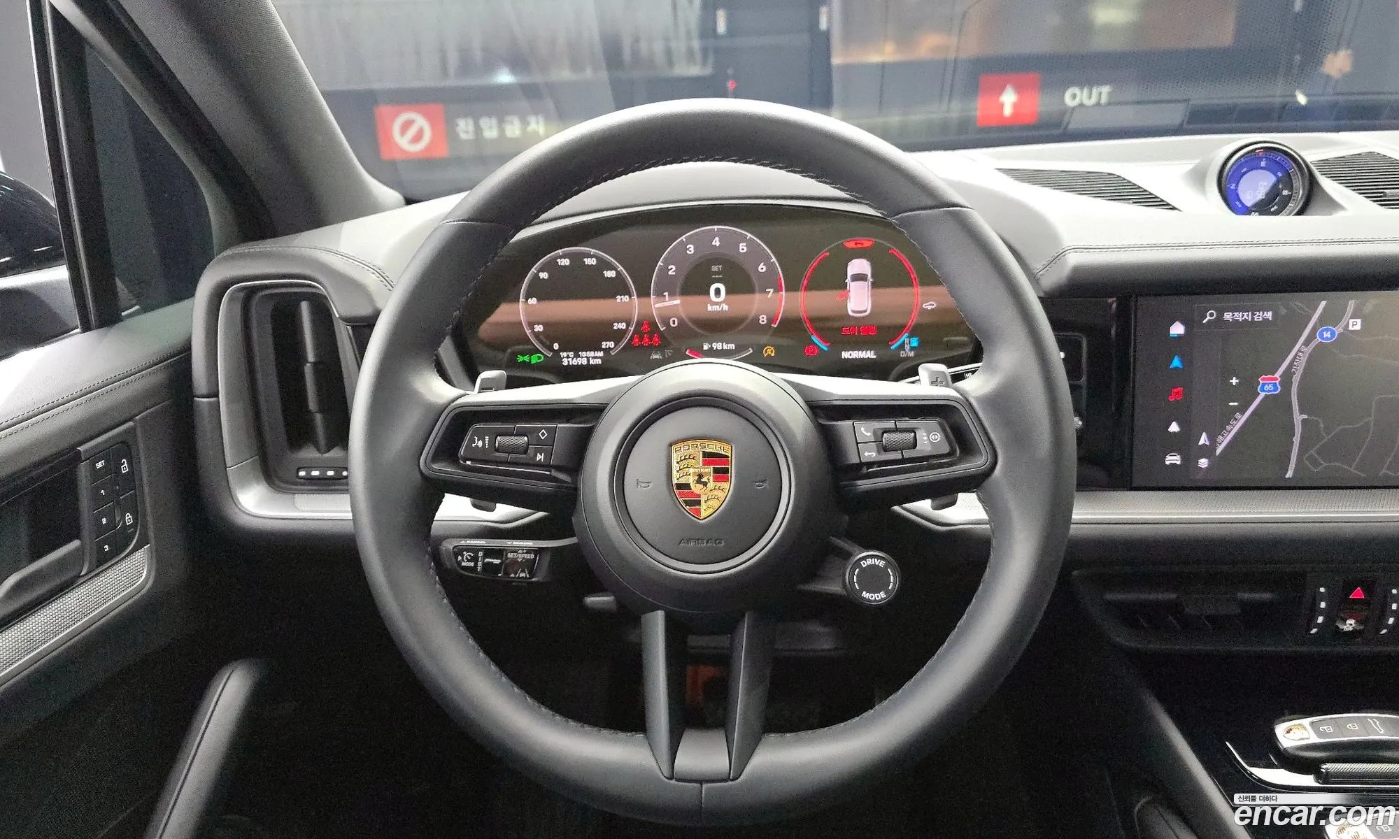 Porsche Cayenne 2024 — 12