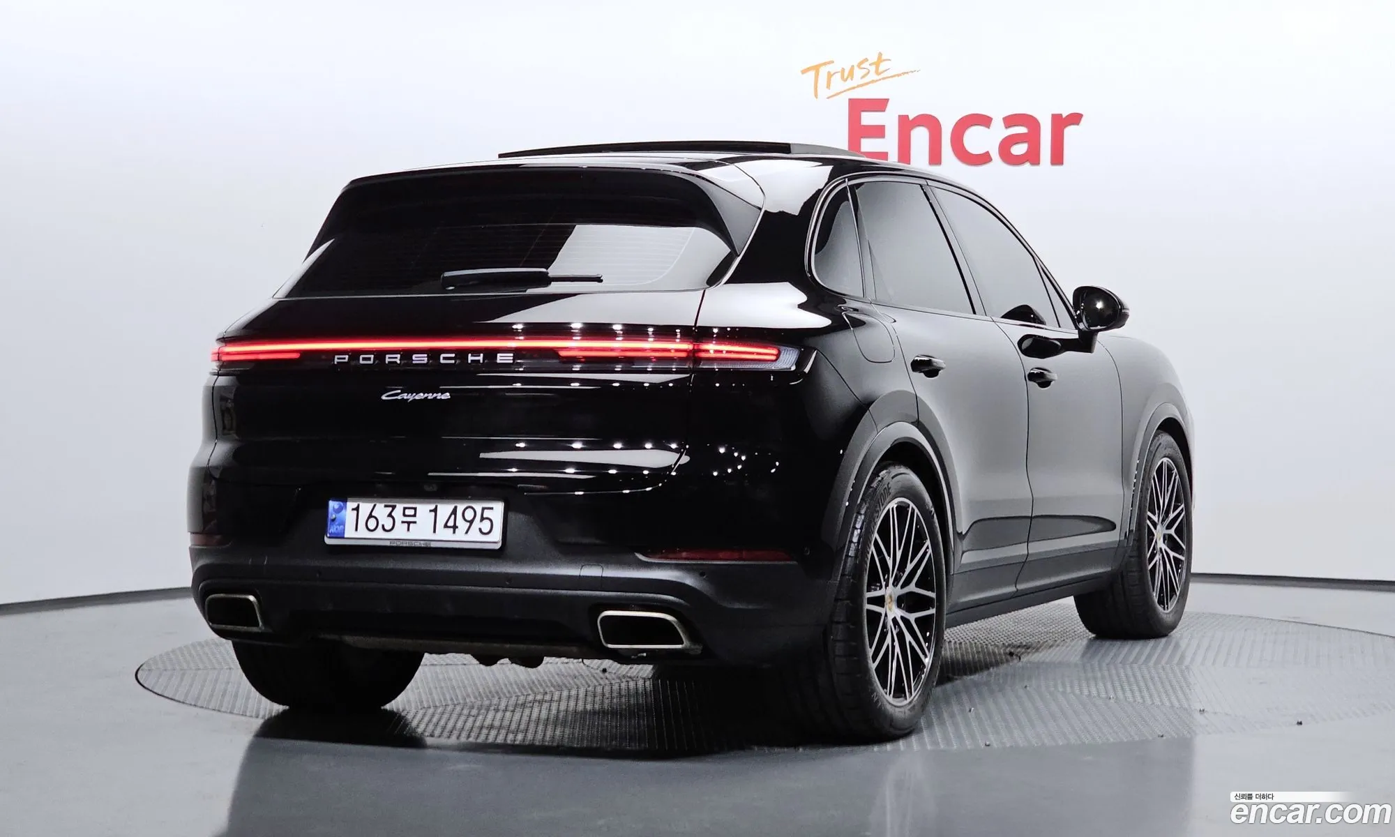 Porsche Cayenne 2024 — 25