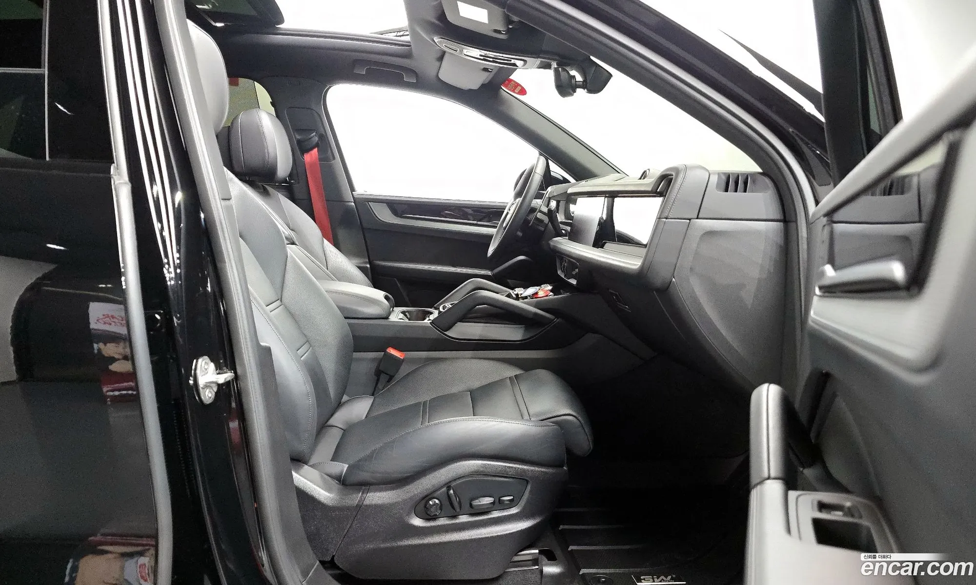 Porsche Cayenne 2024 — 2