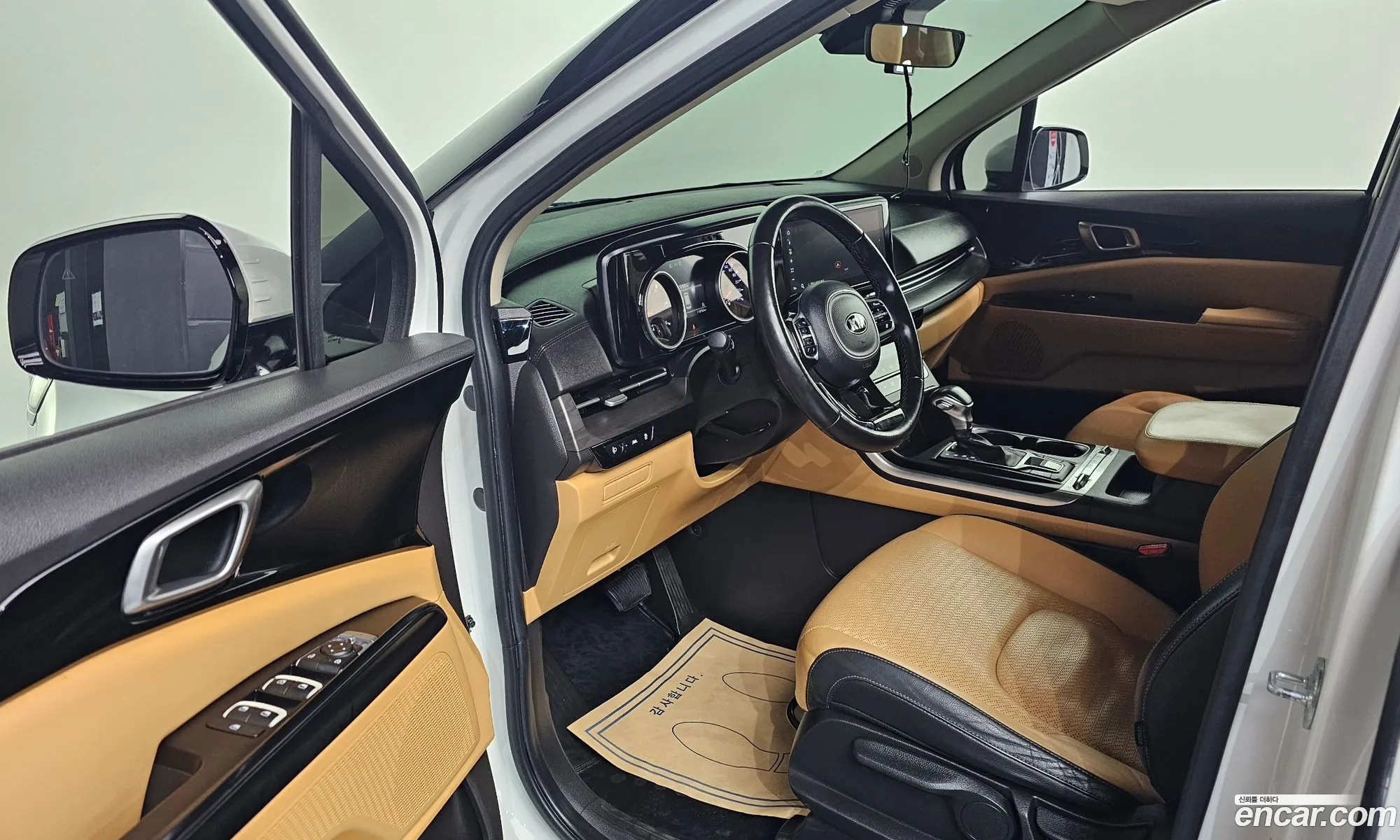 Kia Carnival 2020 — 19
