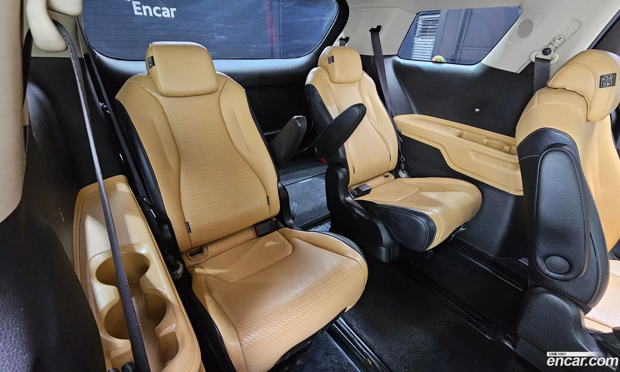 Kia Carnival 2020 — 17