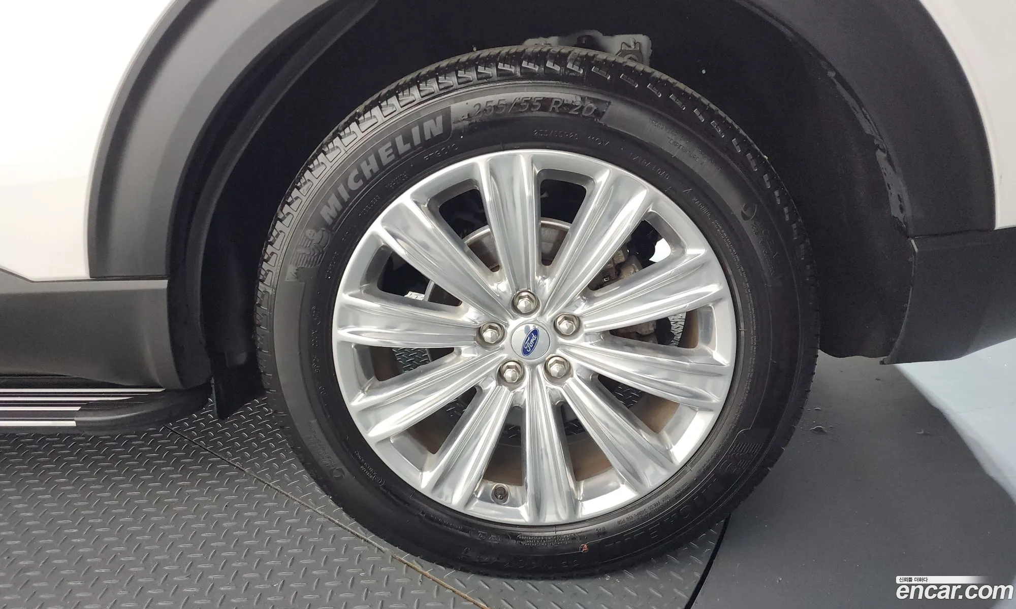 Ford Explorer 6th Gen 2021 1FMSK8FH9MGA98114 — 19