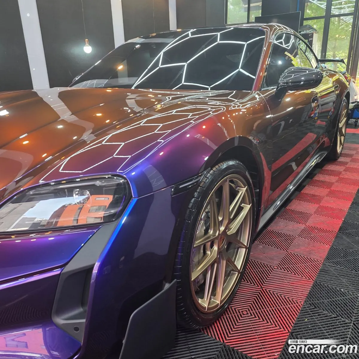 Porsche Taycan 2026 — 5