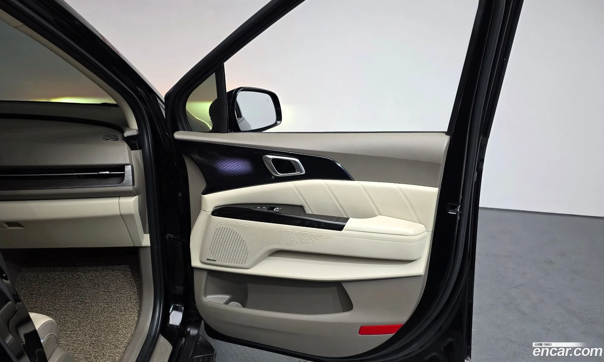 Kia Carnival 2022 — 4
