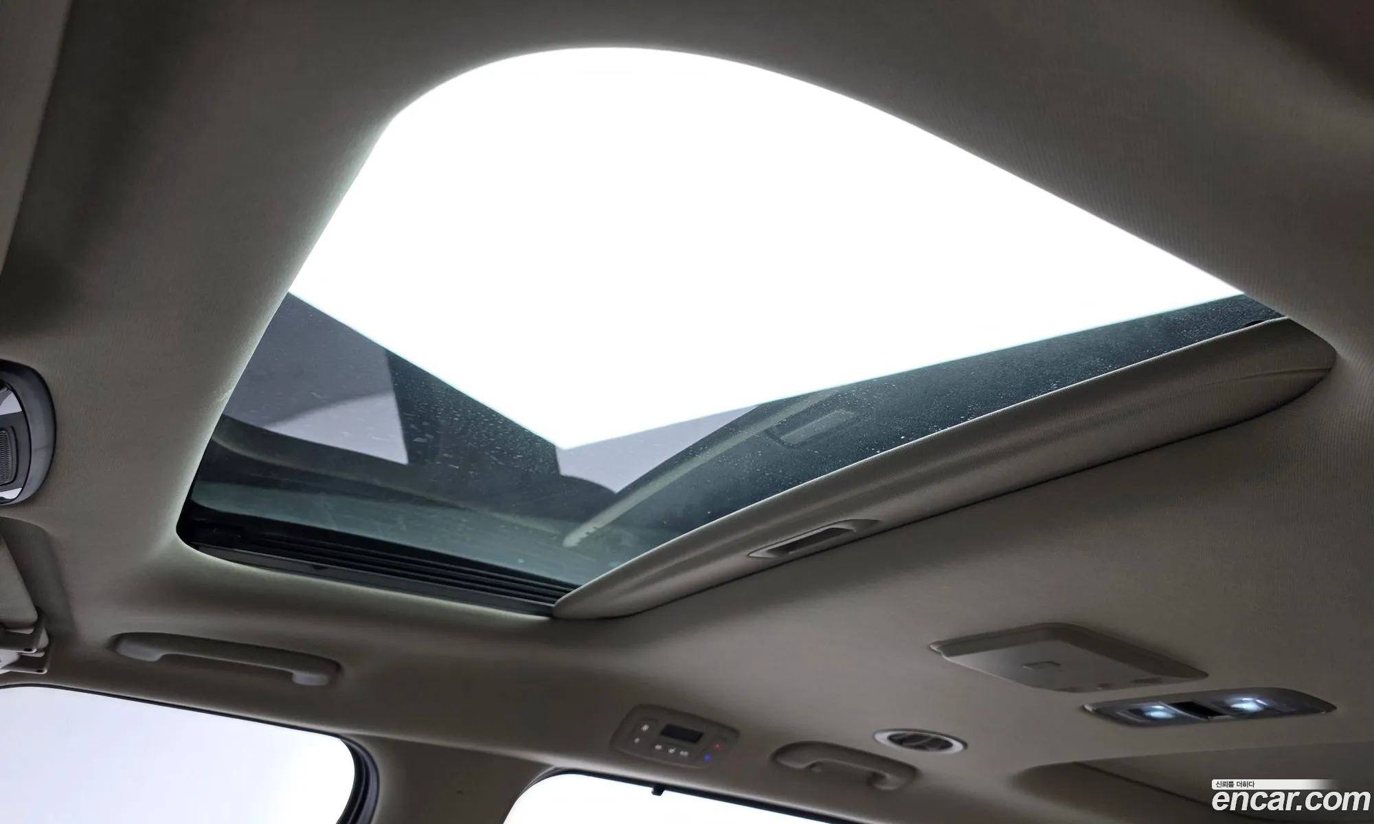 Kia Carnival 2022 — 26
