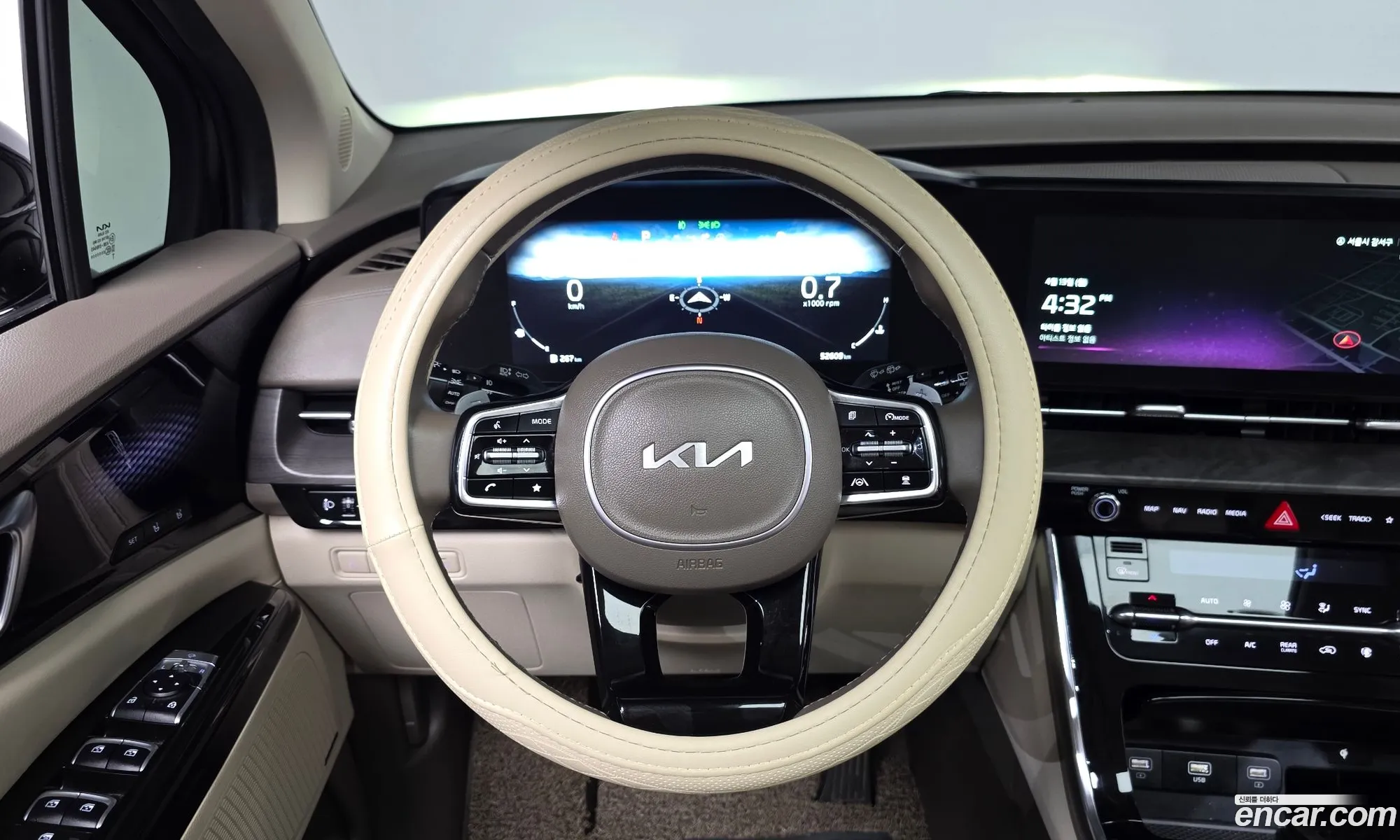 Kia Carnival 2022 — 27