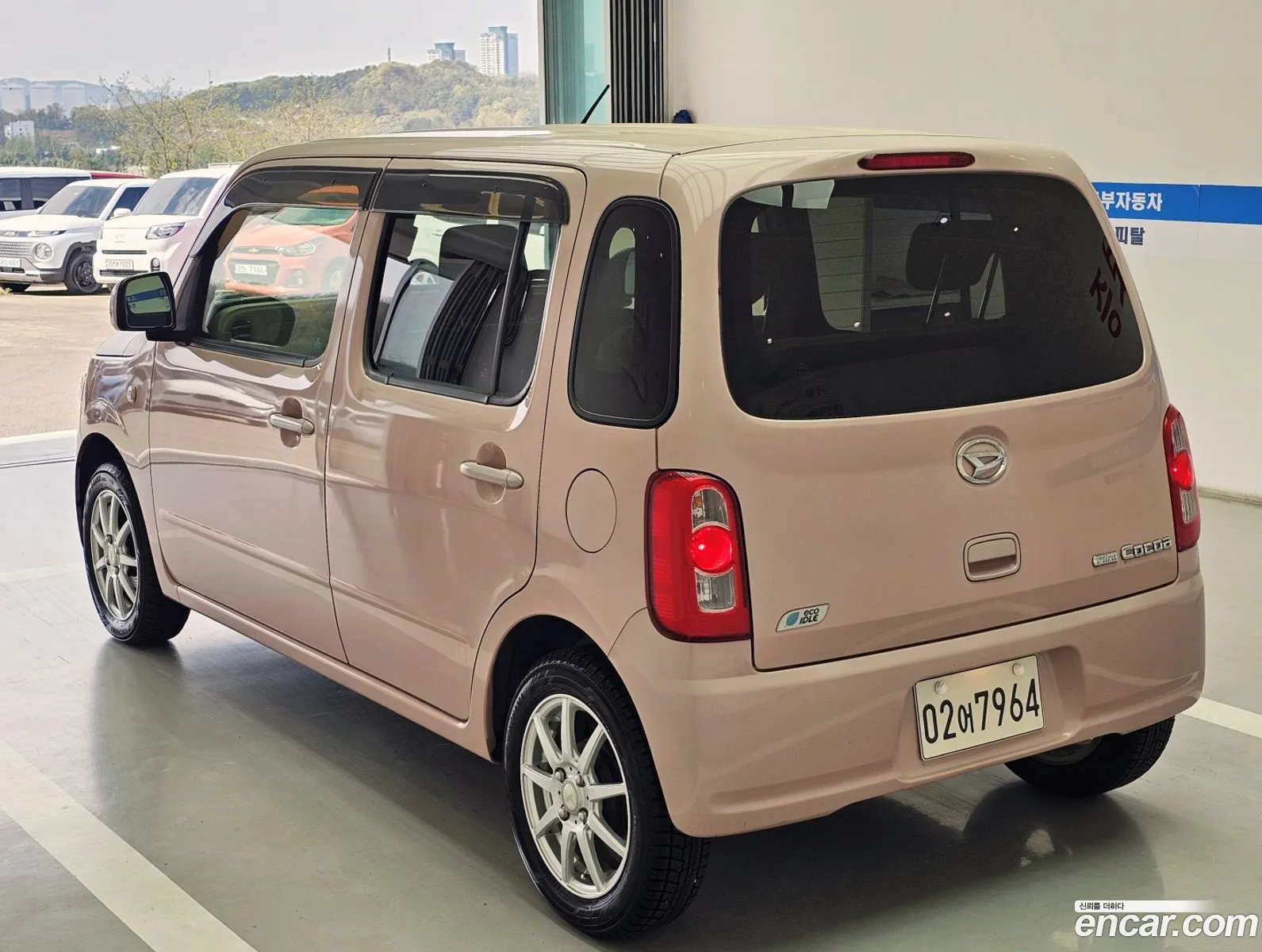 Daihatsu Mira Cocoa 2013 — 17