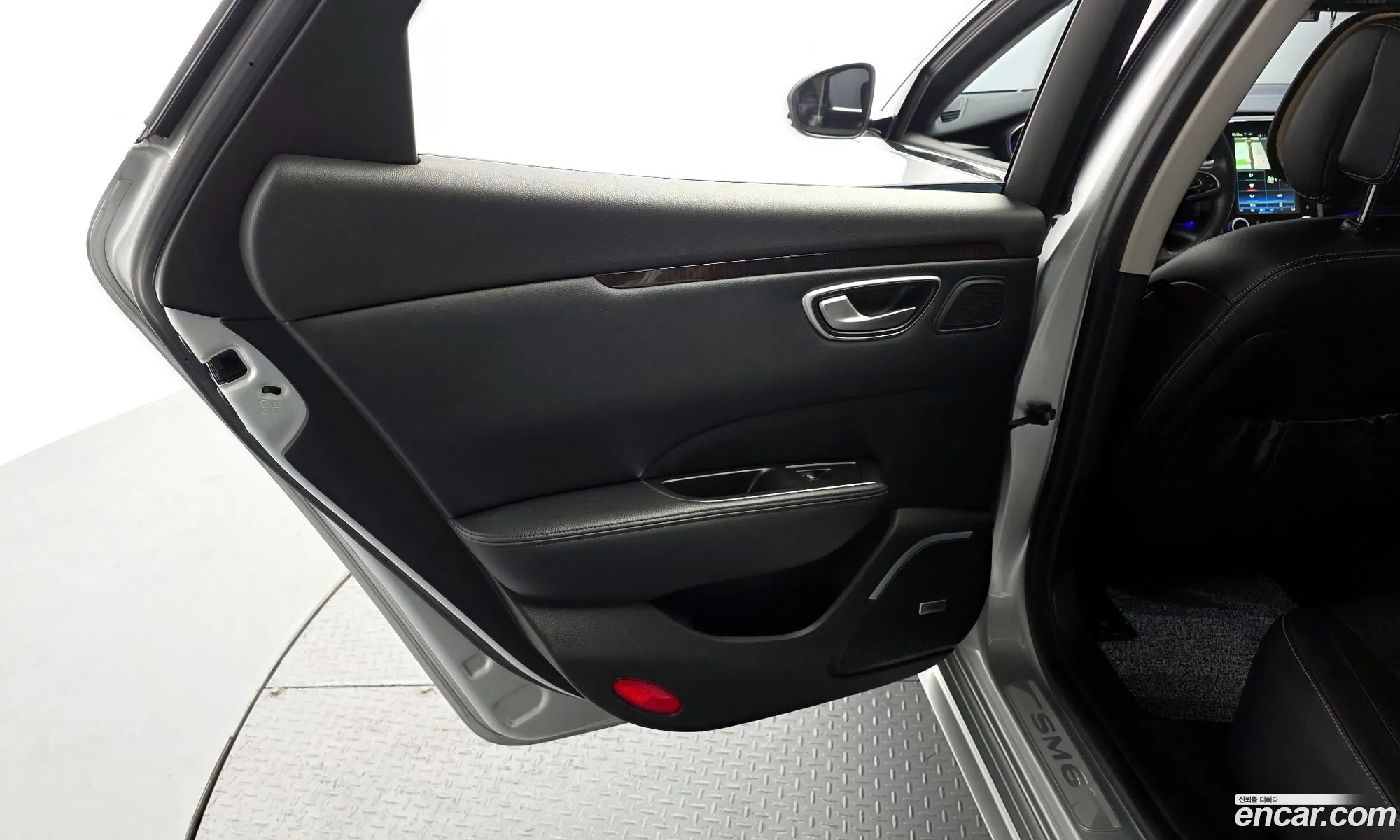 Renault Korea (Samsung) SM6 2016 — 11