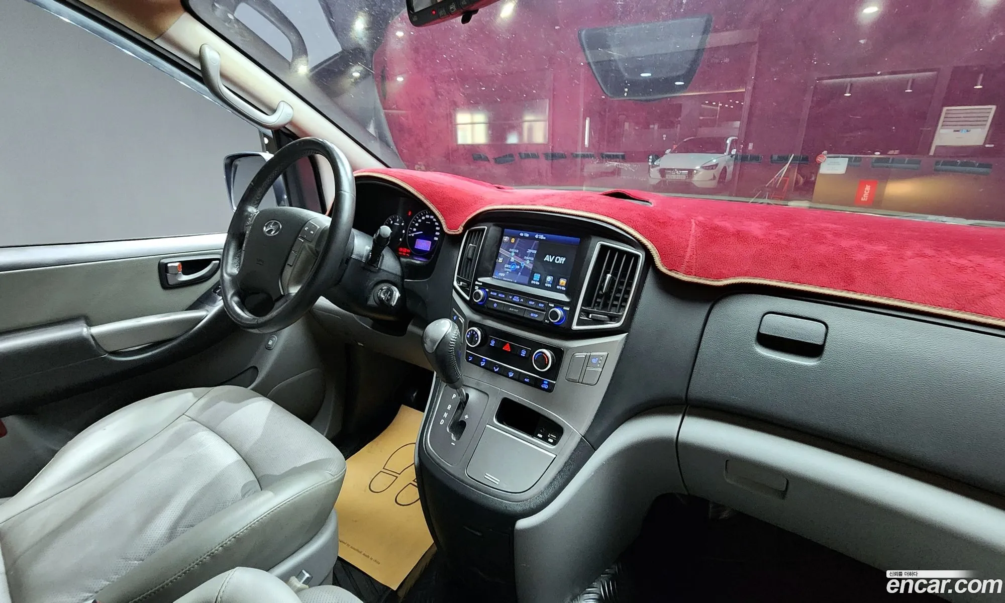 Hyundai Grand Starex 2019 — 10