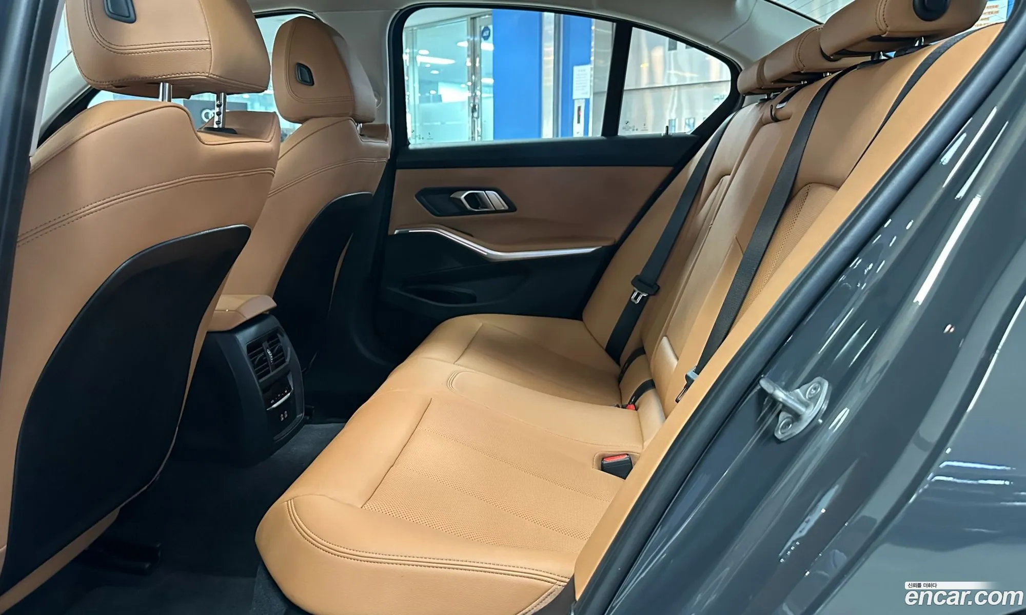 BMW 3 Series 2025 — 8
