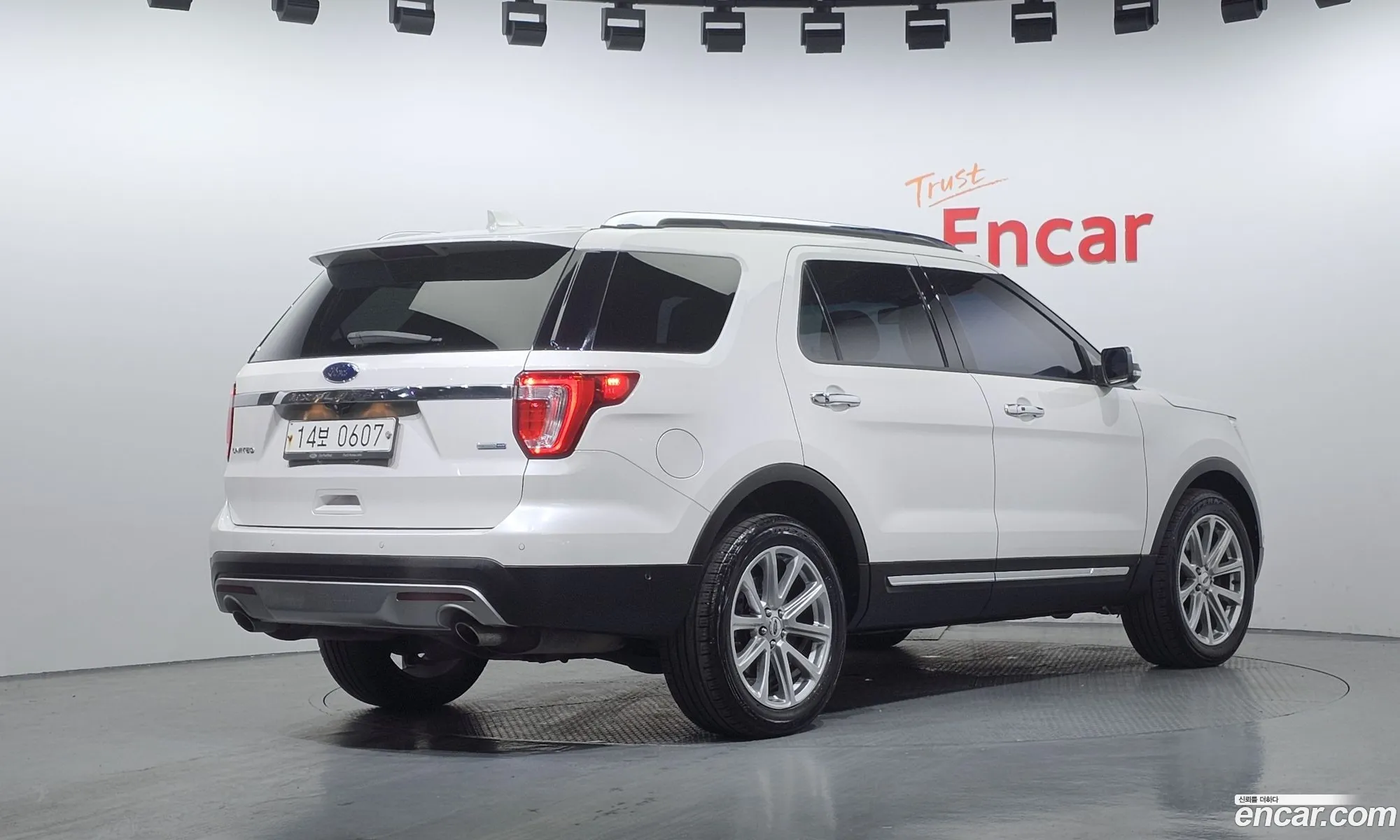Ford Explorer 2016 1FM5K8FH7GGC68438 — 6