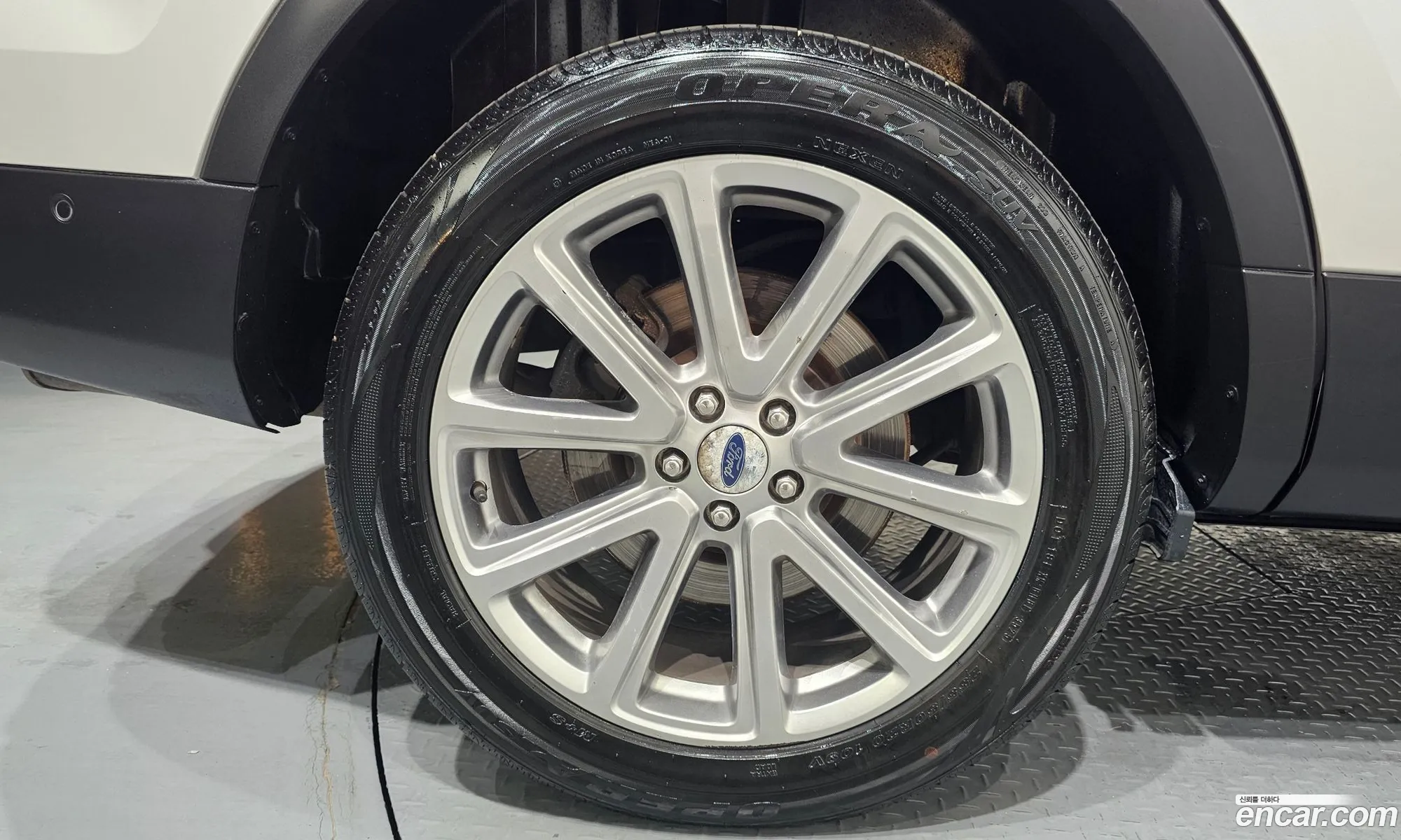 Ford Explorer 2016 1FM5K8FH7GGC68438 — 5