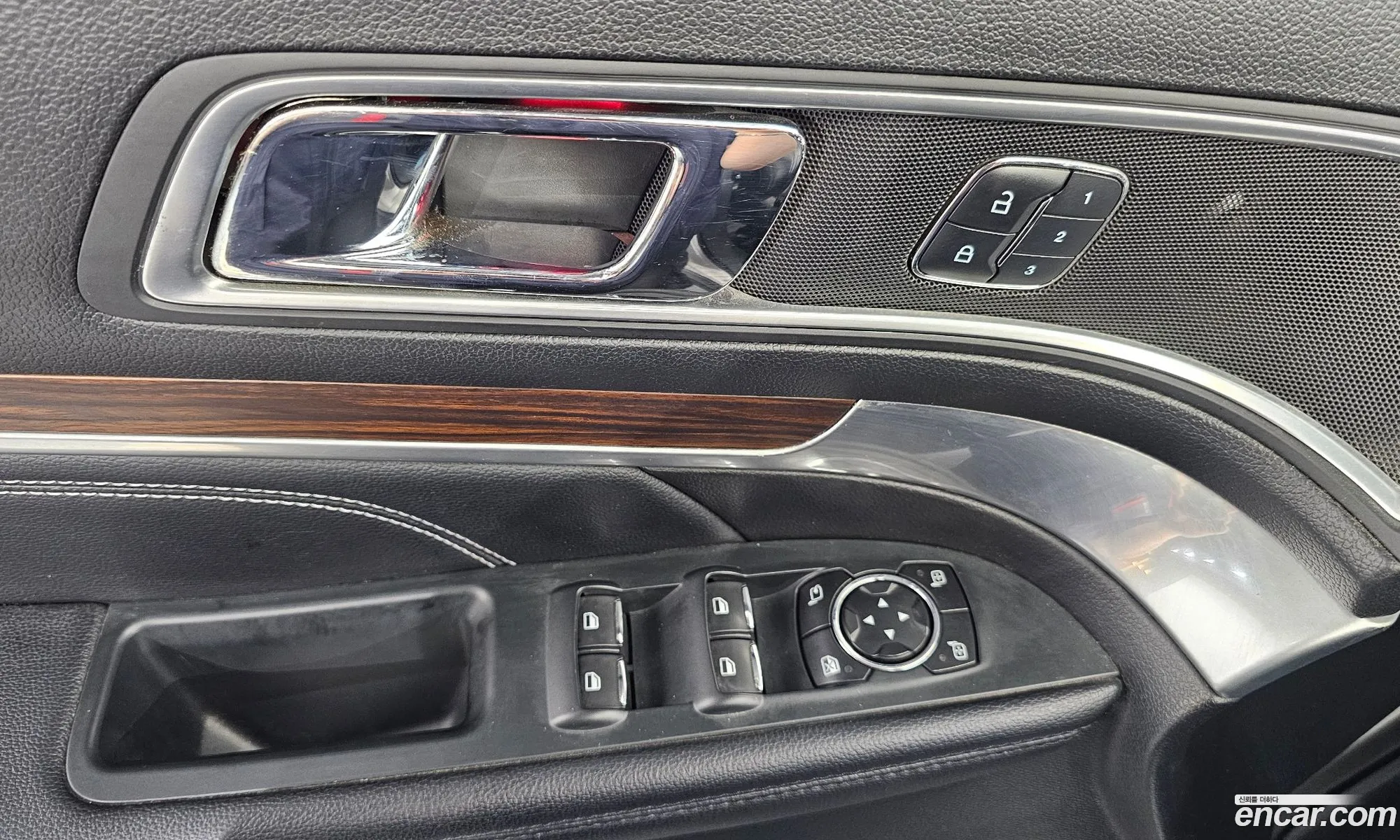 Ford Explorer 2016 1FM5K8FH7GGC68438 — 16
