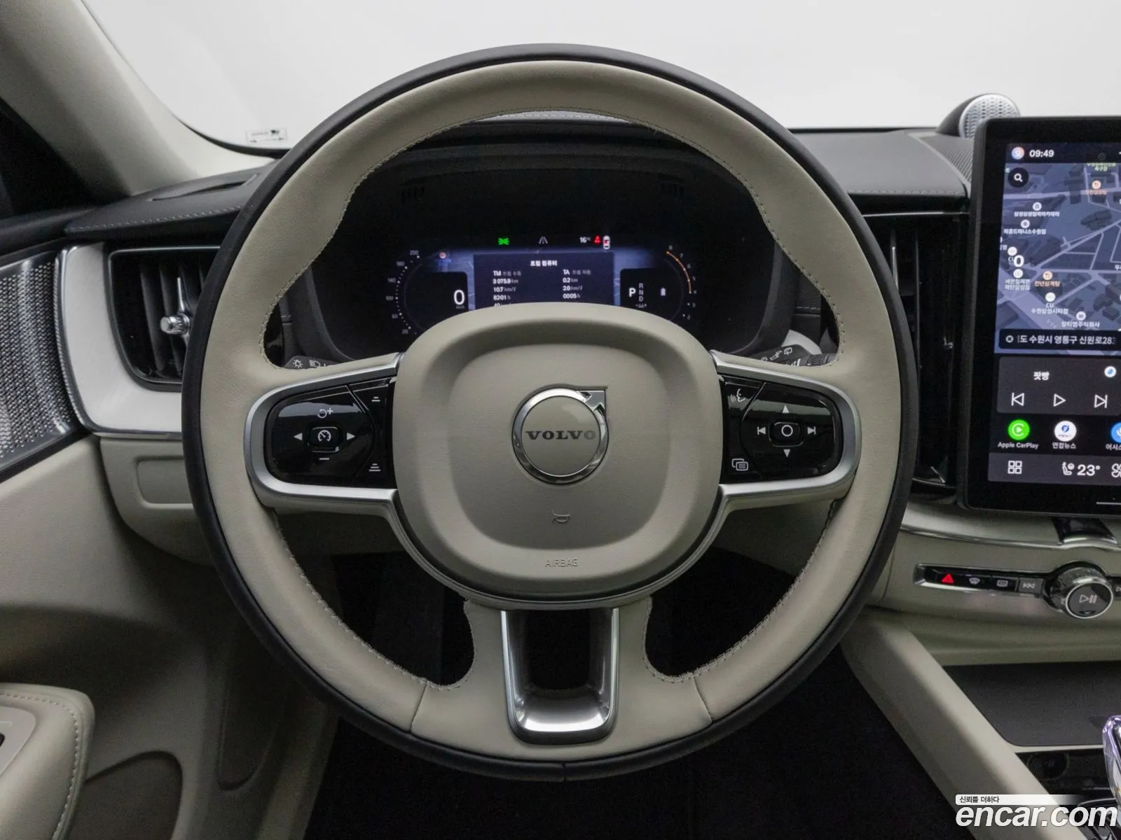 Volvo XC60 2025 — 10