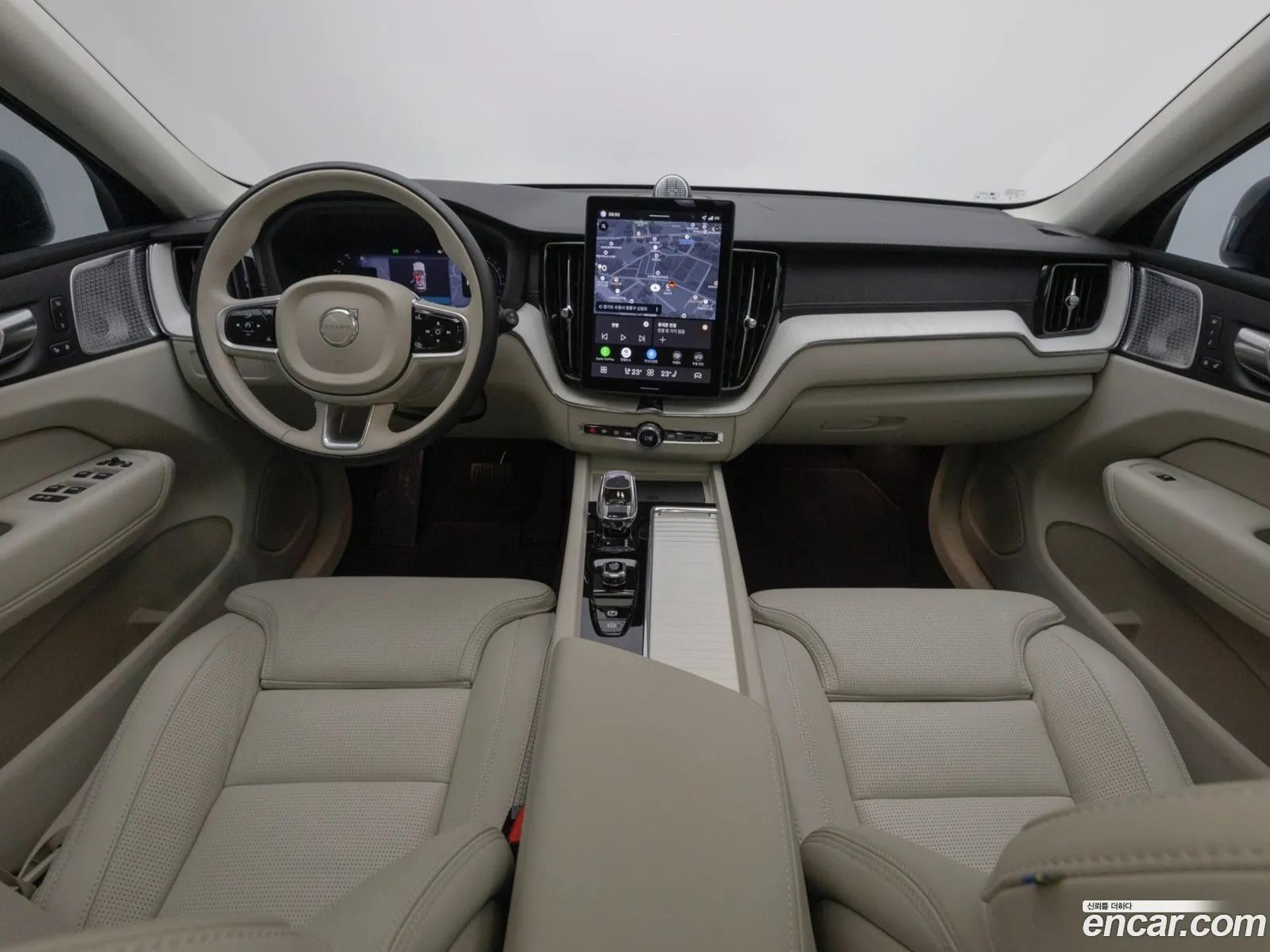 Volvo XC60 2025 — 14
