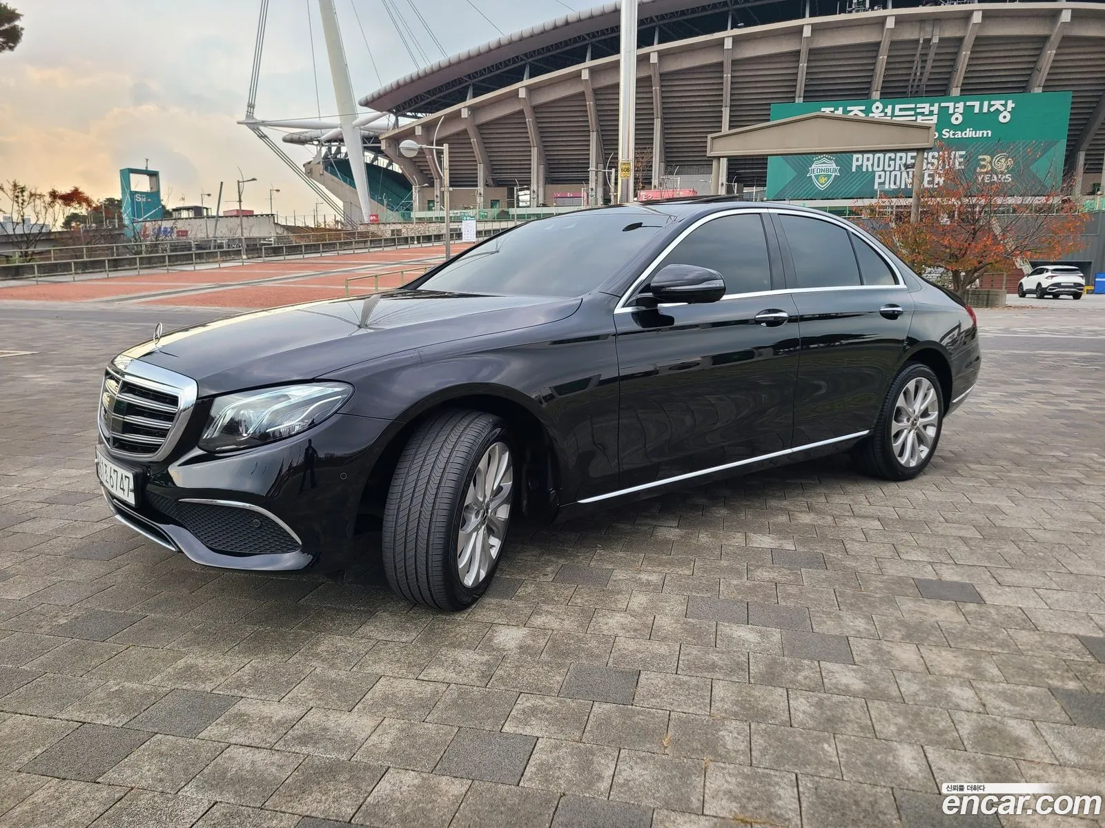 Mercedes-Benz E-Class W213 2020 — 13