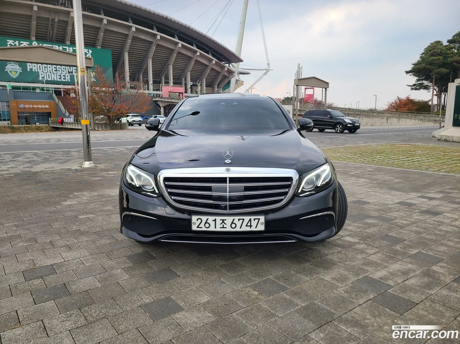 Mercedes-Benz E-Class W213 2020 — 17