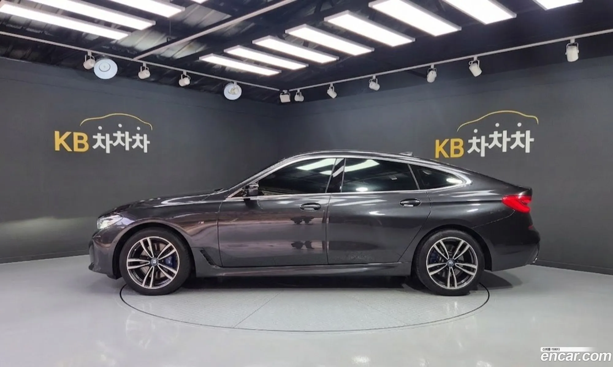 BMW 6 Series GT 2023 — 12