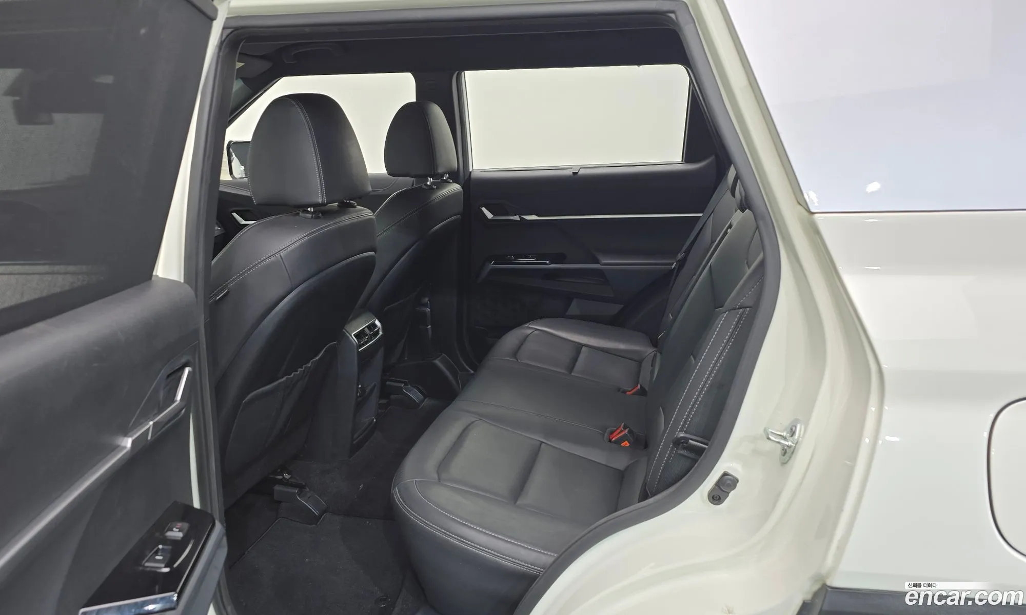 KG Mobility (SsangYong) Torres 2022 — 5