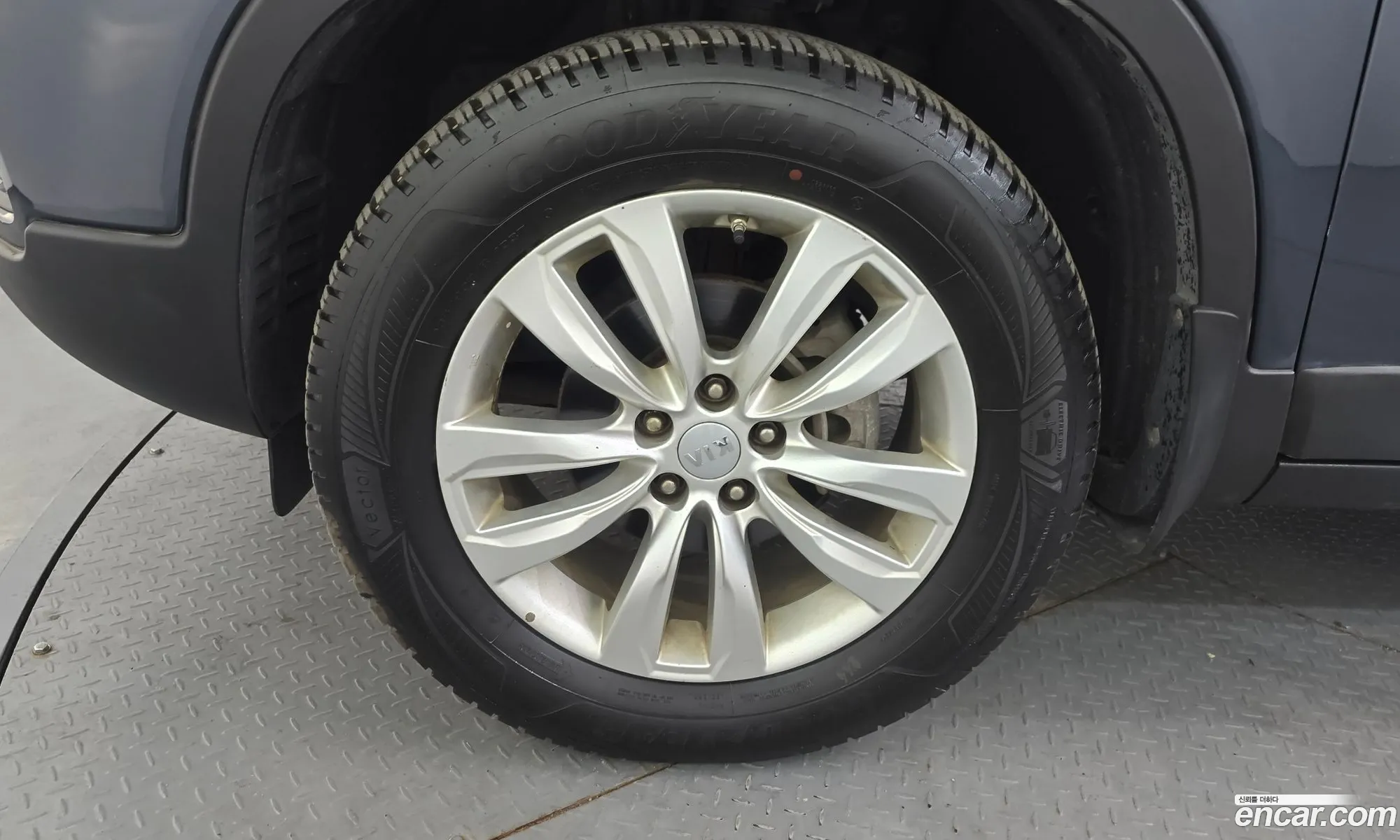 Kia Sorento R 2012 — 6