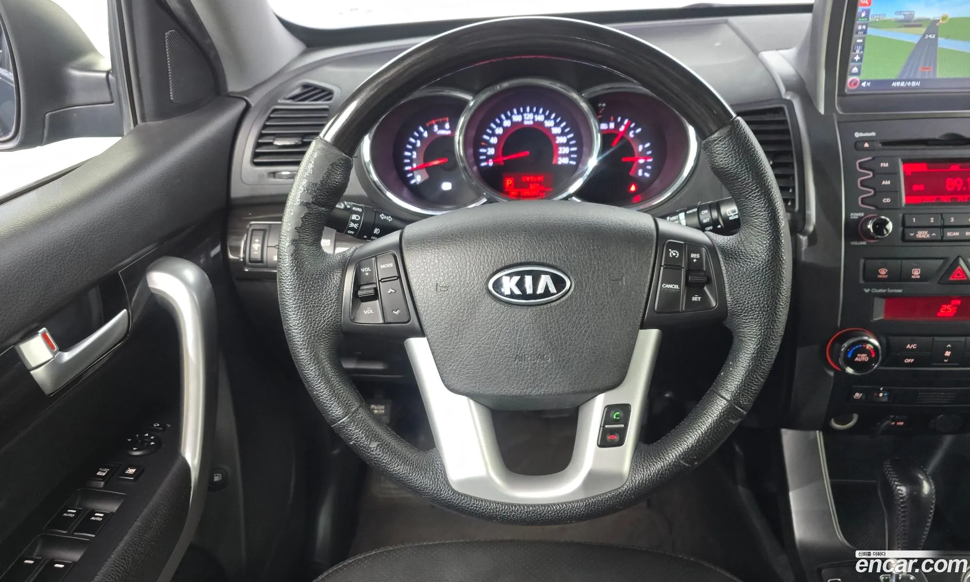 Kia Sorento R 2012 — 13