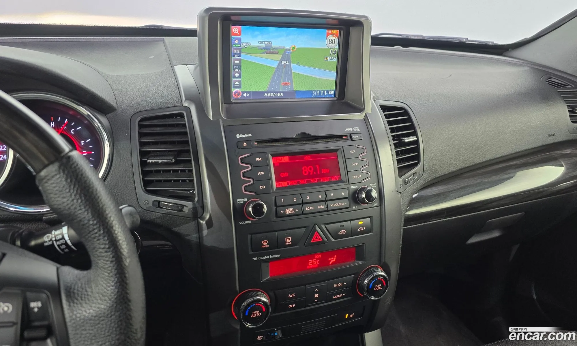 Kia Sorento R 2012 — 3