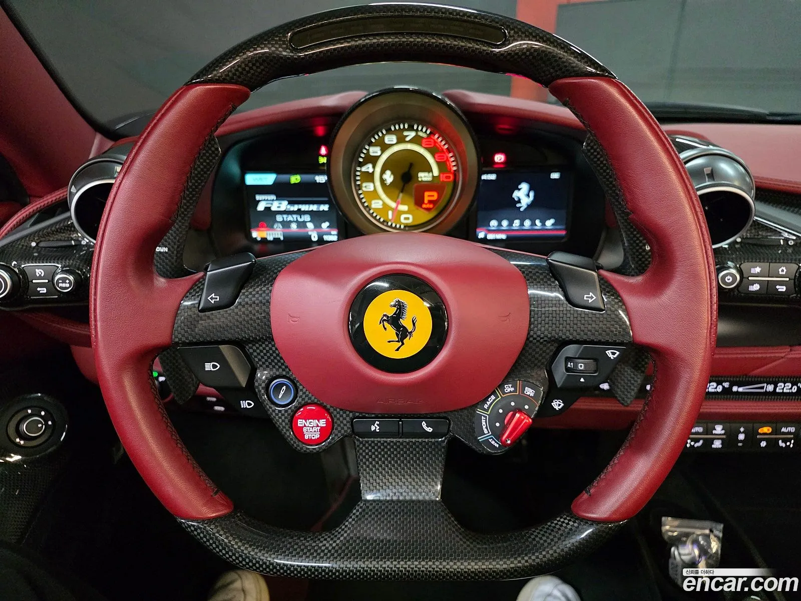 Ferrari F8 Spider 2021 — 10