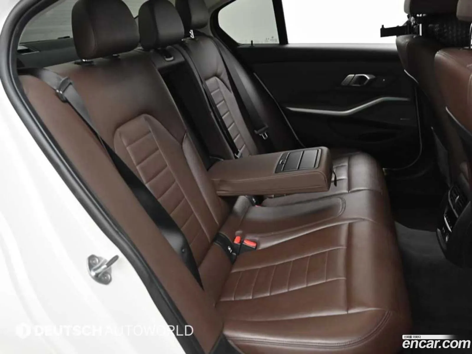 BMW 3 Series 2019 — 3