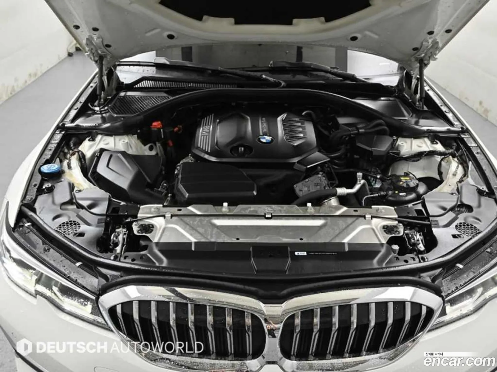 BMW 3 Series 2019 — 11