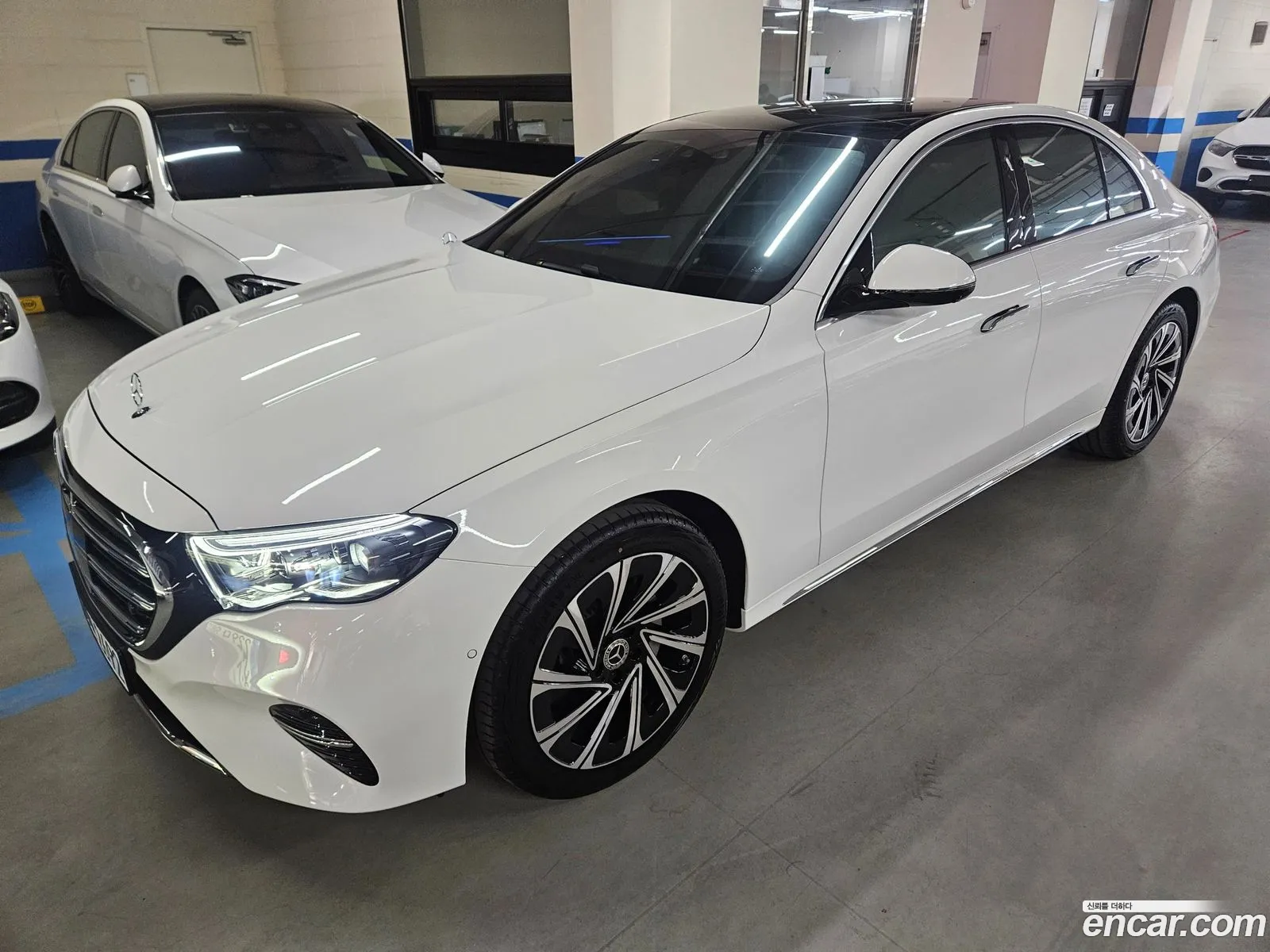 Mercedes-Benz E-Class W214 2026 — 19