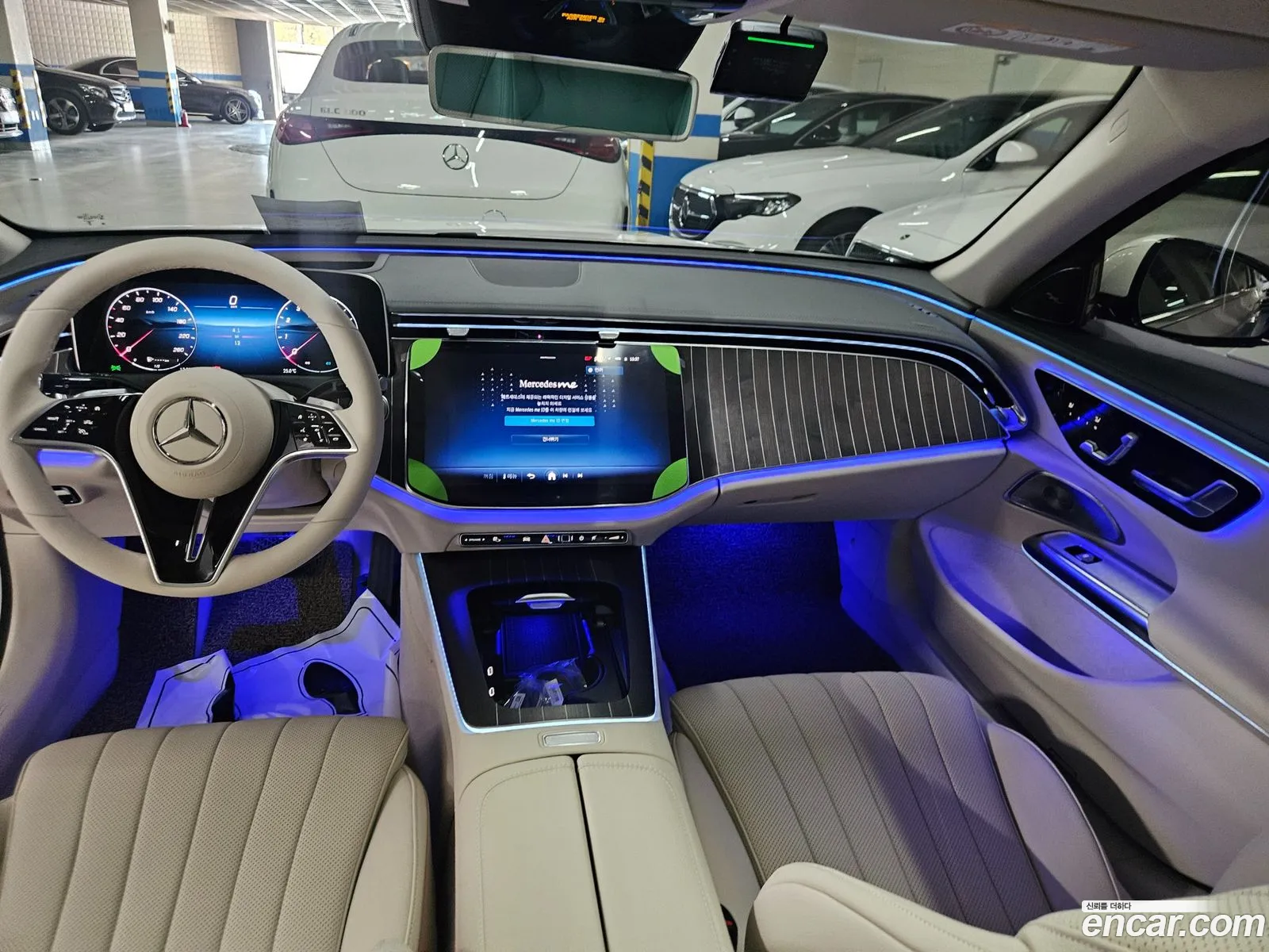 Mercedes-Benz E-Class W214 2026 — 15