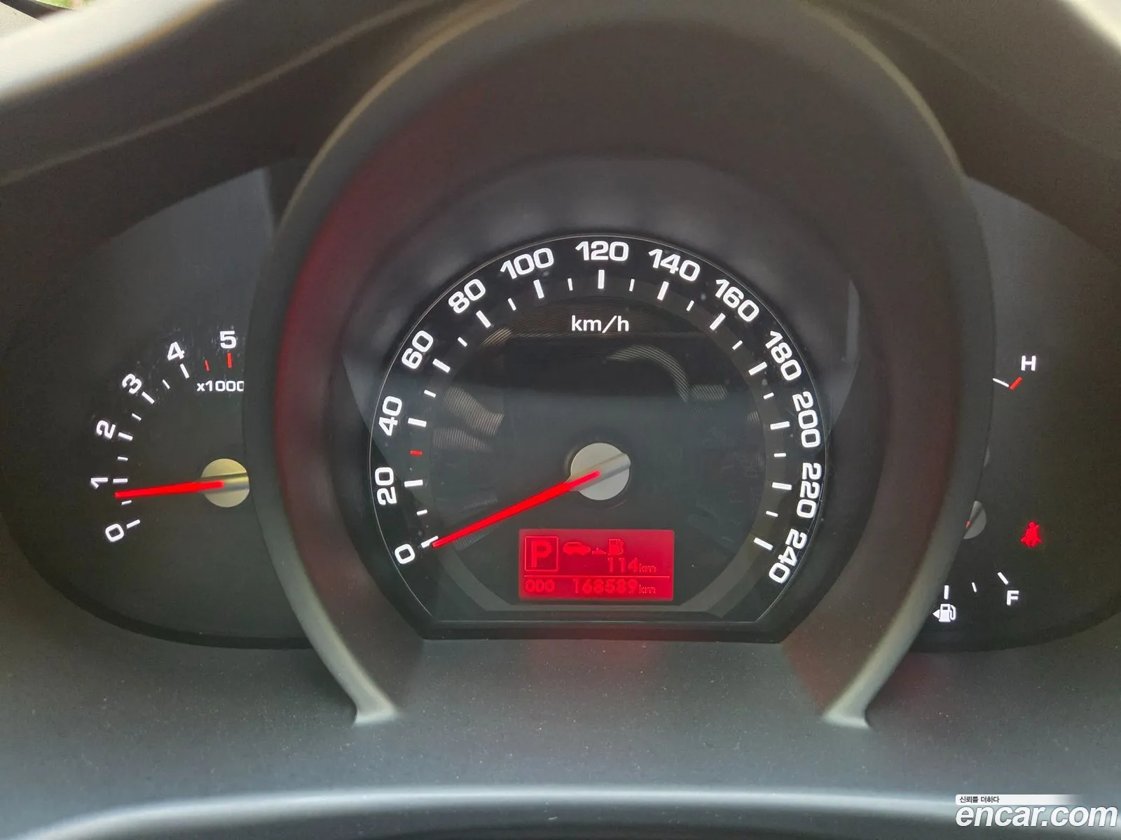 Kia Sportage R 2011 — 13